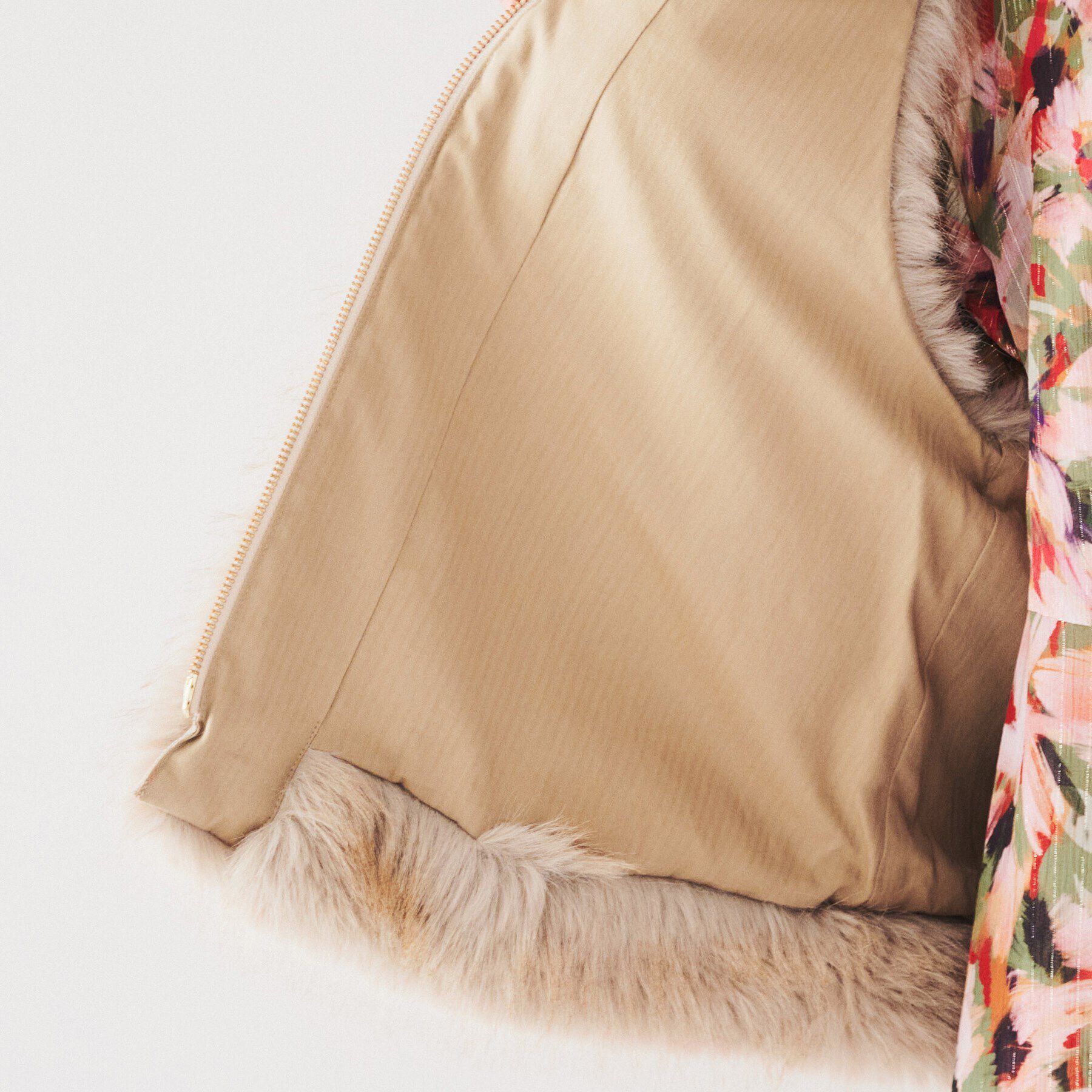 UNTITLED「【トレンド/モード】フェイクファーベスト」|ベスト・ジレ|