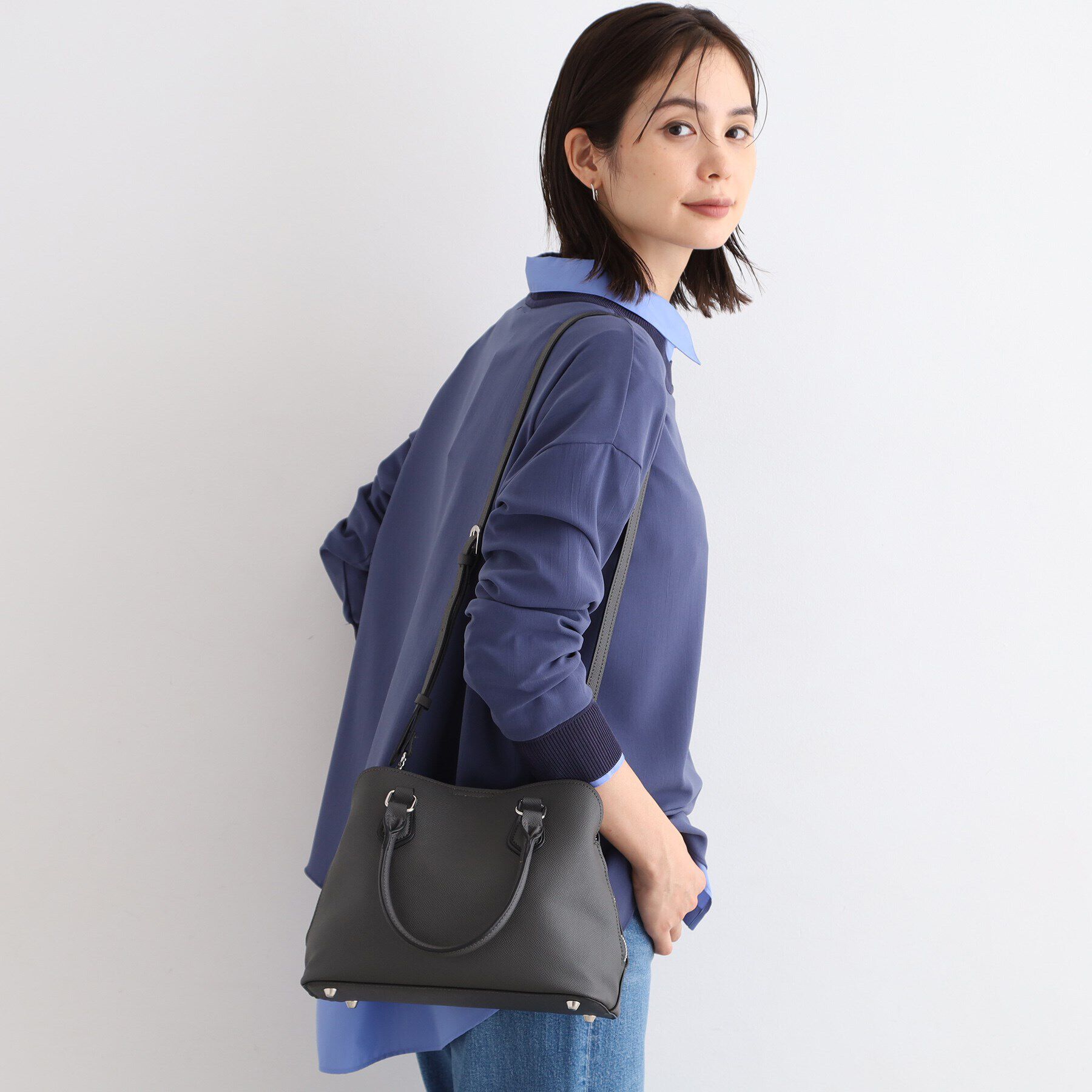 INDIVI「【合皮／2WAY】エンボスバッグ」|ショルダー・メッセンジャー|