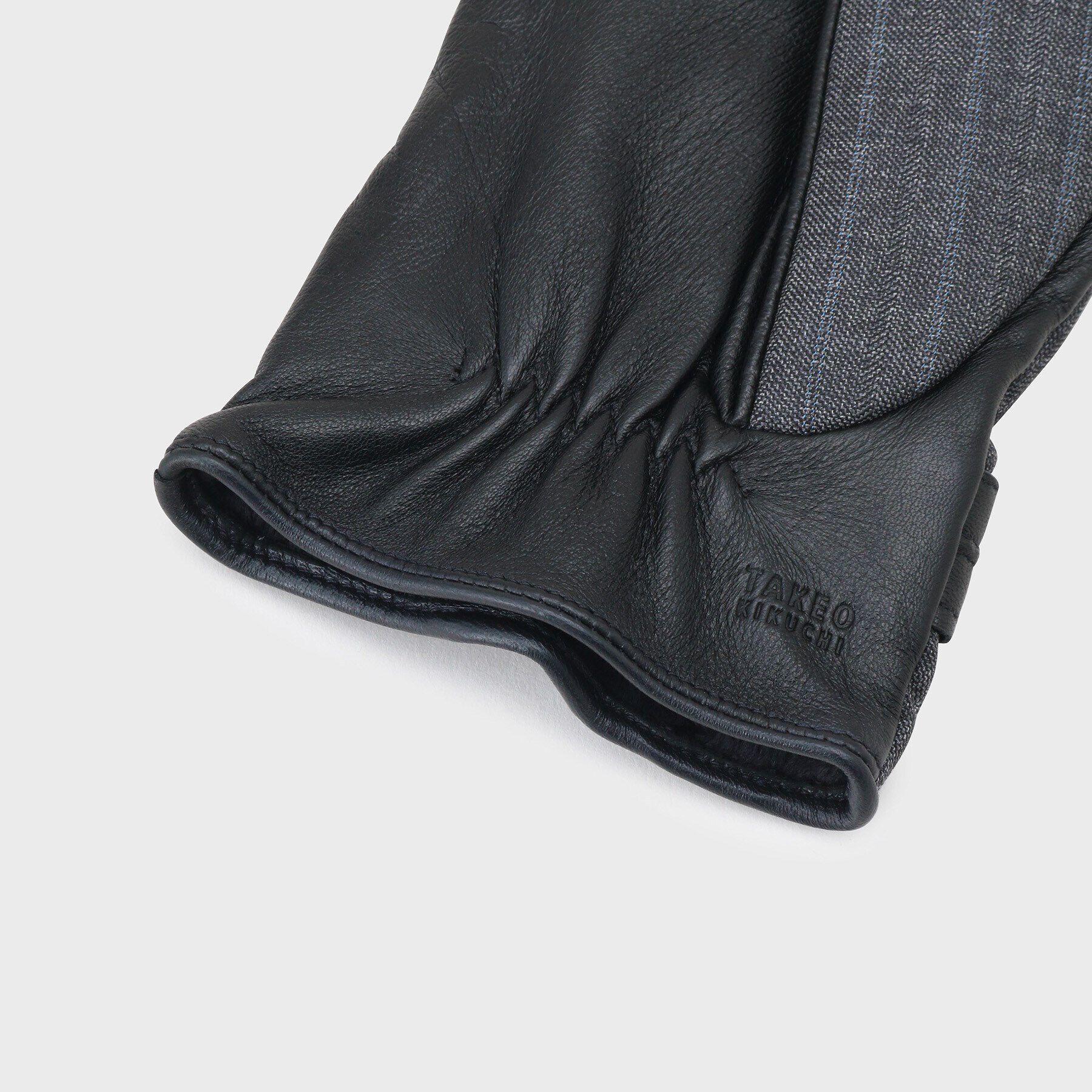 TAKEO KIKUCHI「【スマホ対応】ドレス生地&times;レザー グローブ」|手袋|