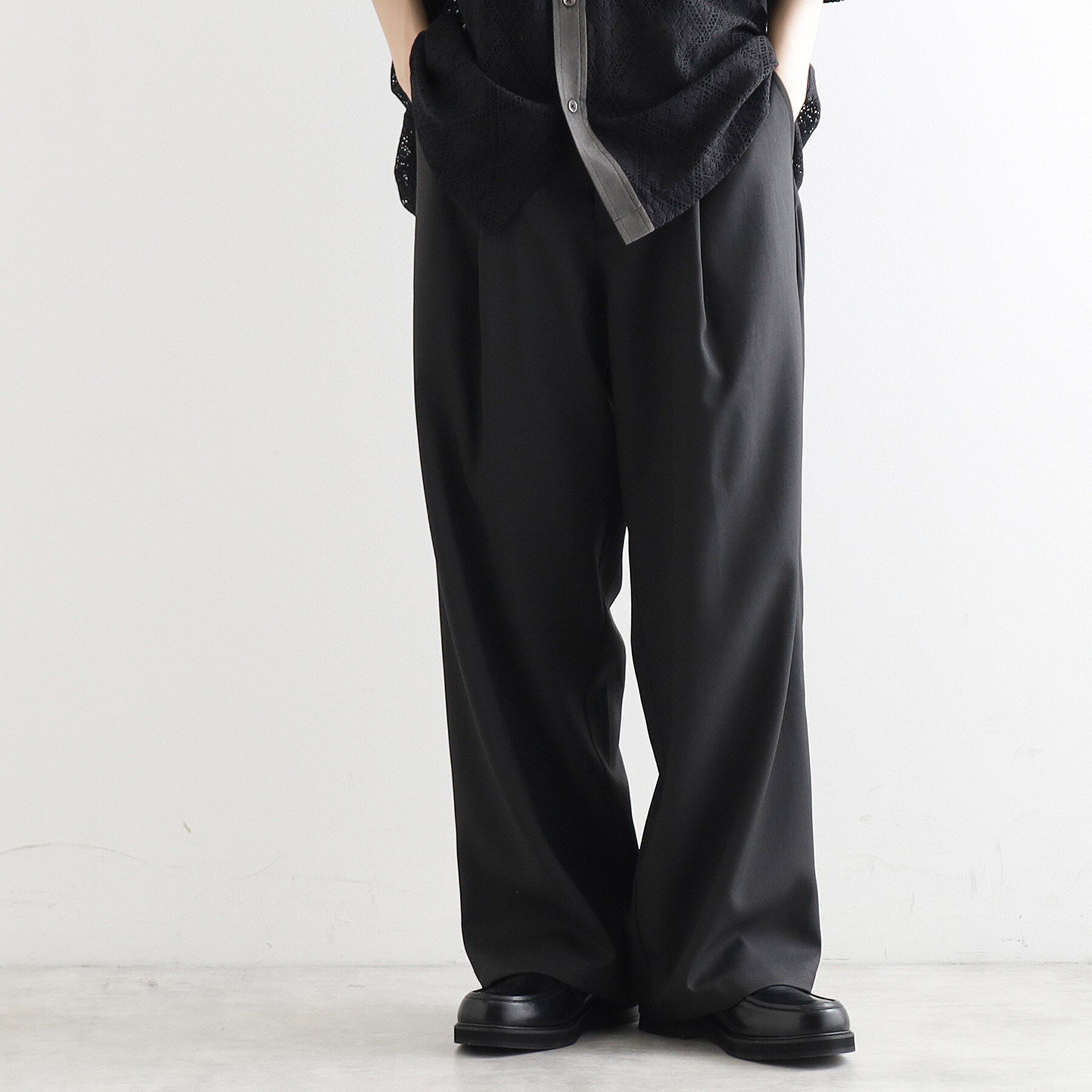 tk.TAKEO KIKUCHI「リネンタッチ バレルスラックス」|その他|ブラック(019)