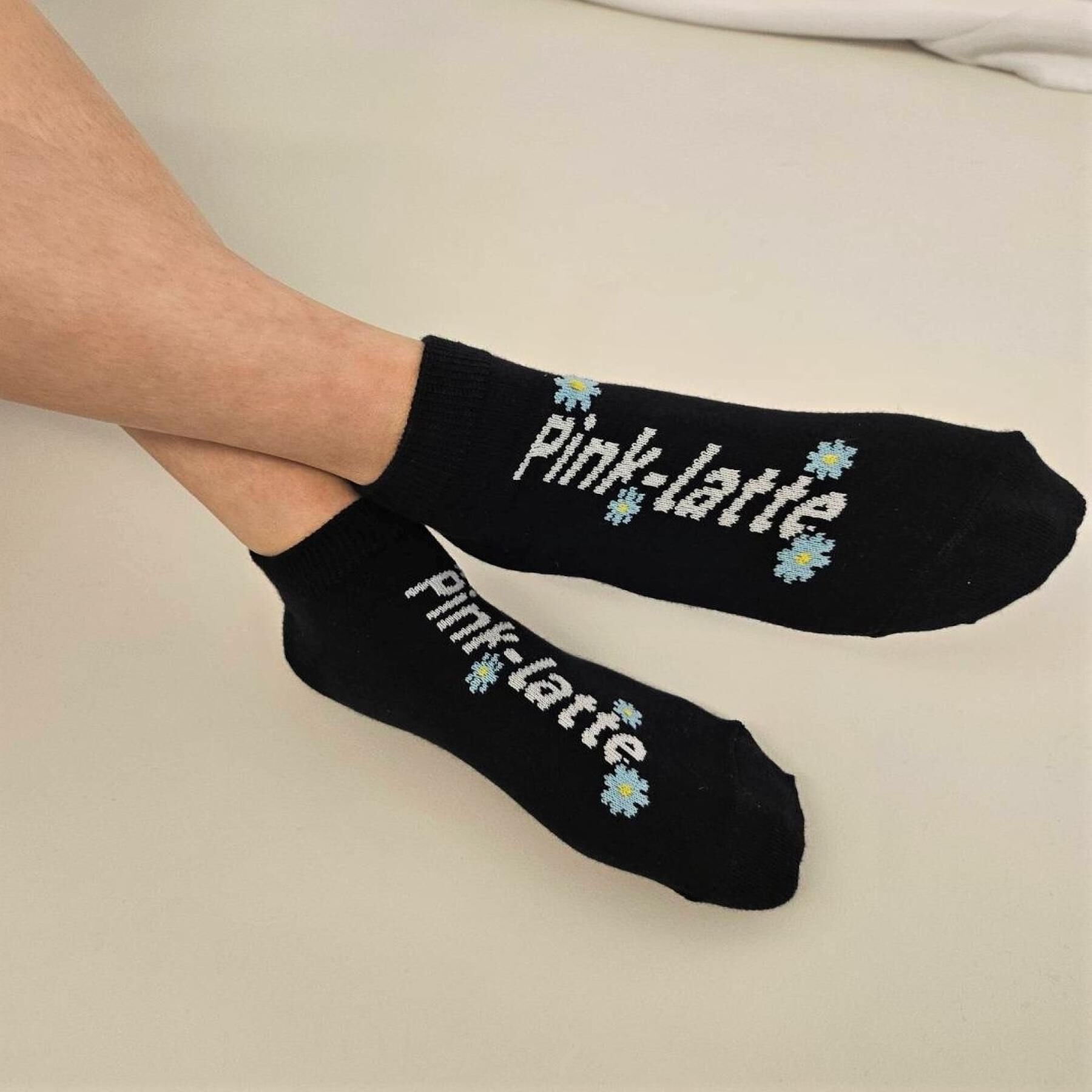 PINK-latte「フラワーショート丈ソックス」|ソックス|ブラック(019)