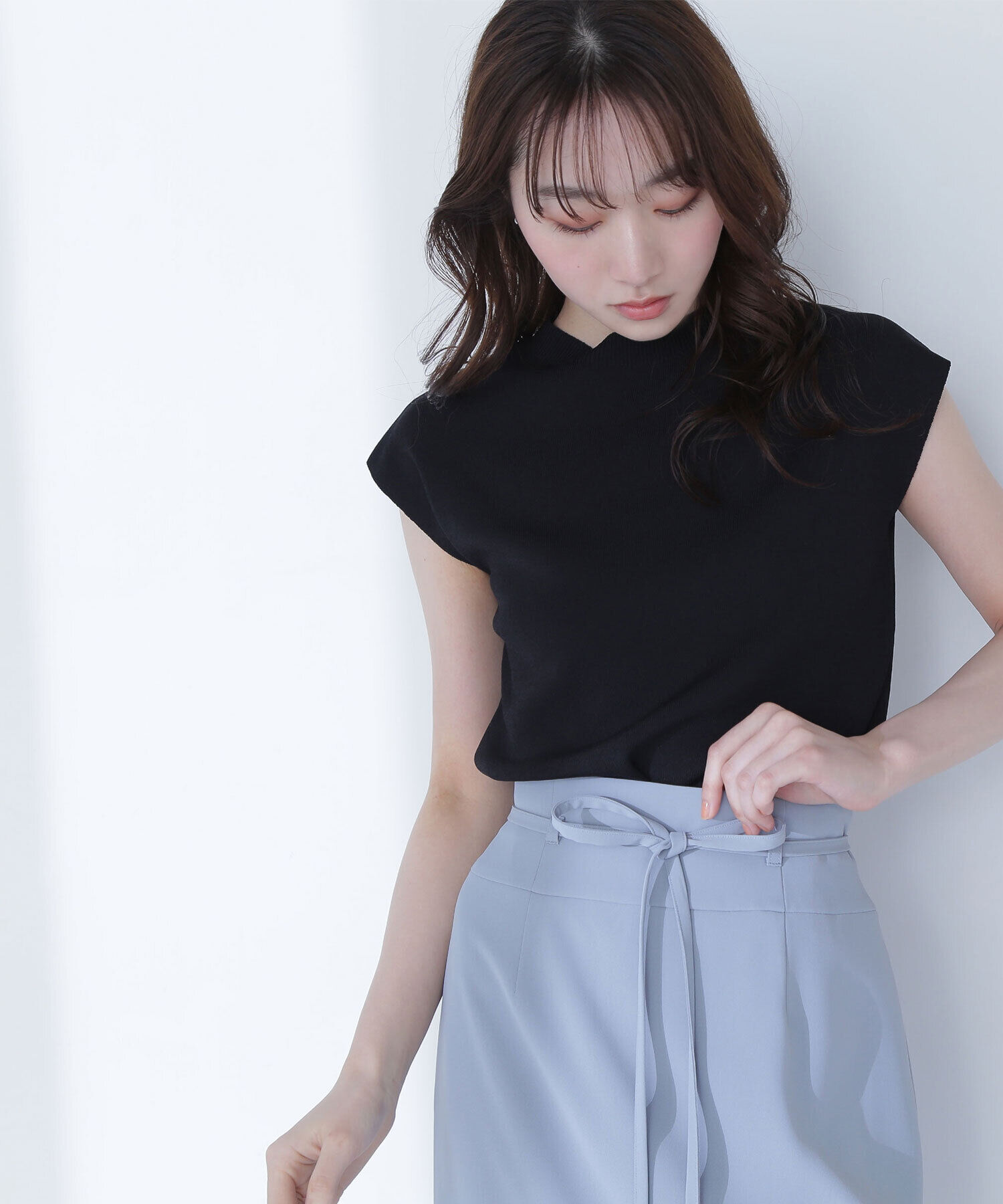  「総針ベーシックシリーズ モックネックニット」|ニット・セーター|クロ