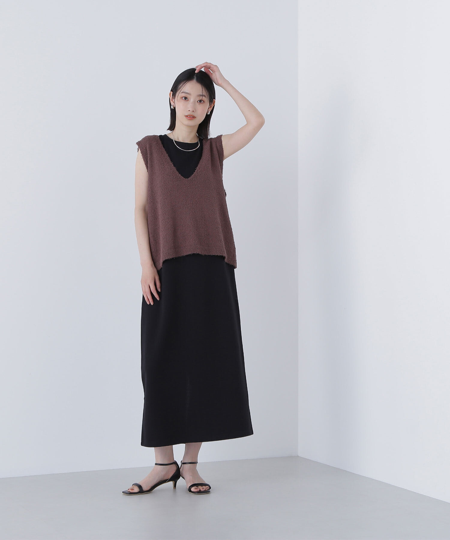  「Vネックニットベスト＆ナローワンピース」|ワンピース|