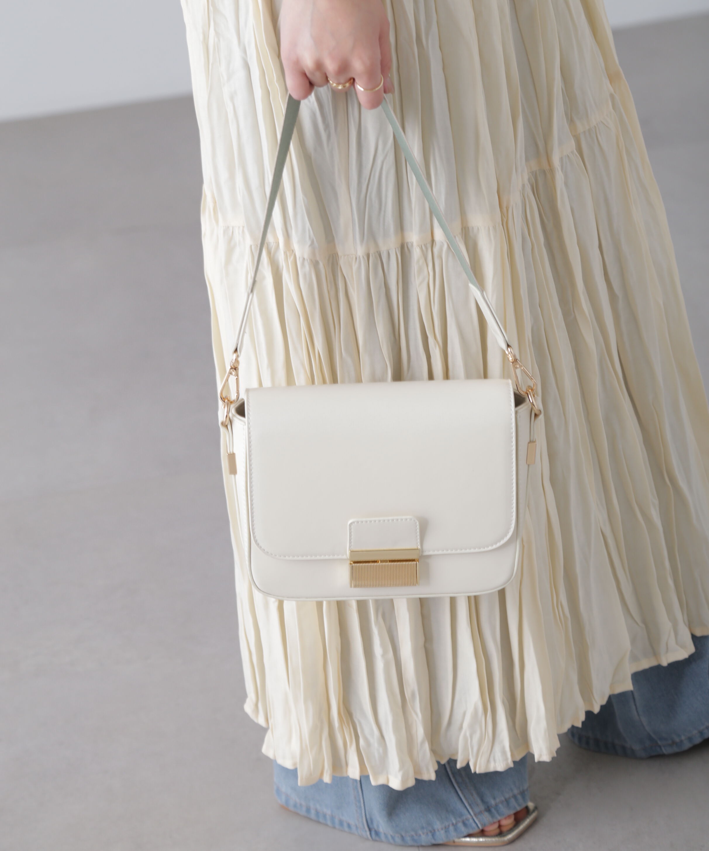  「メタルフラップバッグ」|その他|ホワイト