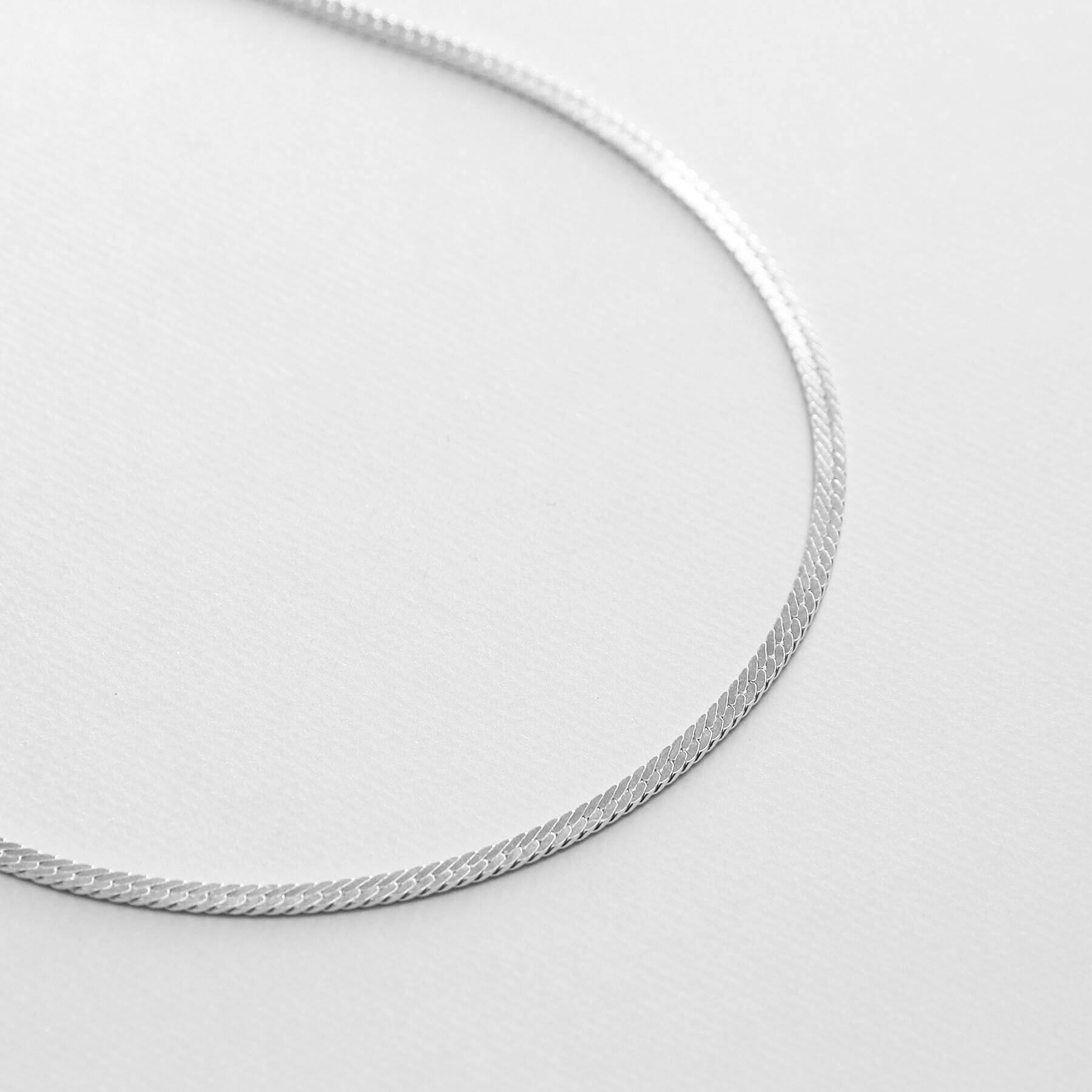 COCOSHNIK ONKITSCH「シルバー デザインチェーン フラットスネークネックレスS」|ネックレス|