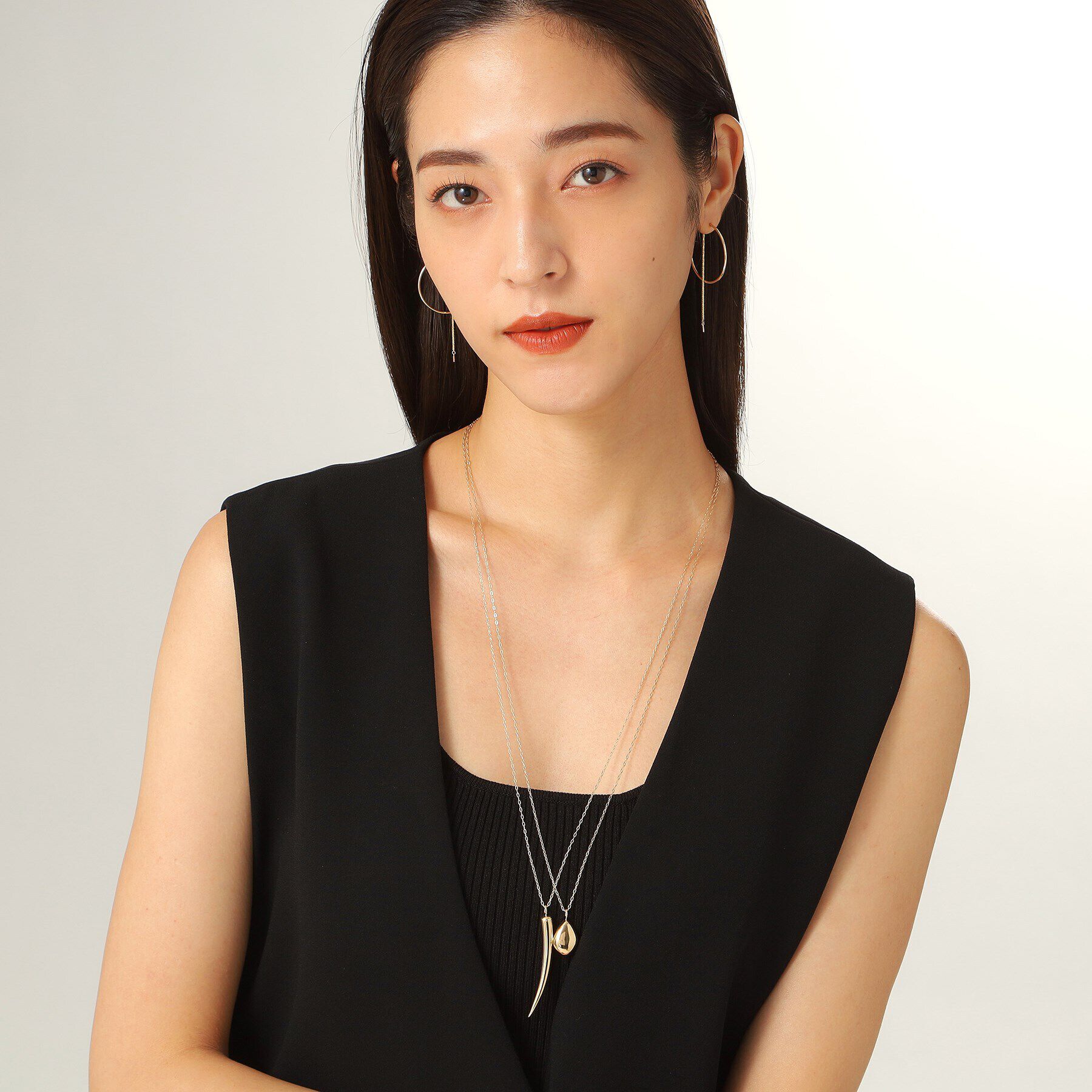 COCOSHNIK「K10中空ホーンモチーフ ネックレス」|ネックレス|