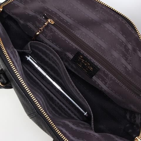 銀座かねまつ「AS24530PS1 【本革】【撥水】ミディアムサイズブガッティバッグ」|ショルダー・メッセンジャー|