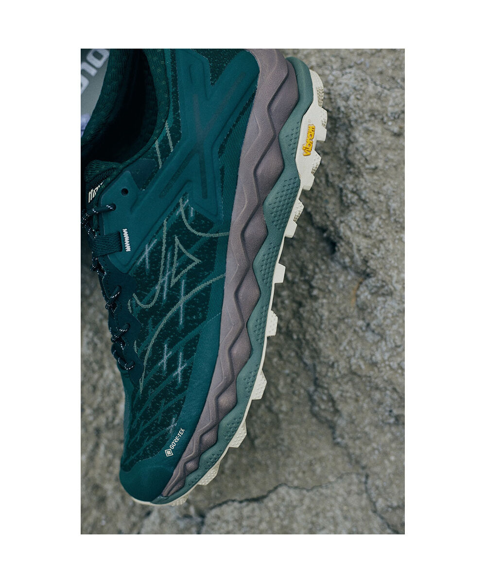 MIZUNO「WAVE MUJIN LS GTX(ゴアテックス／防水)」|スニーカー|