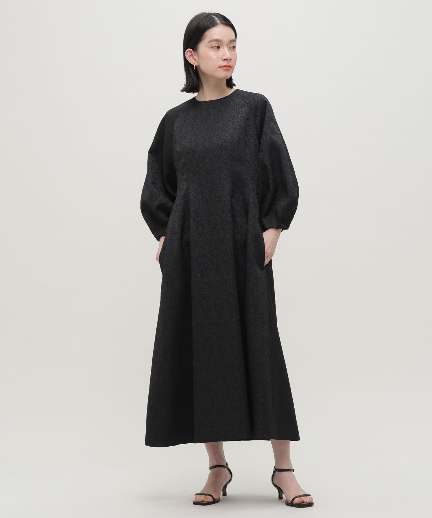 nano･universe「LB.03/フォルムジャガードワンピース」|ワンピース|