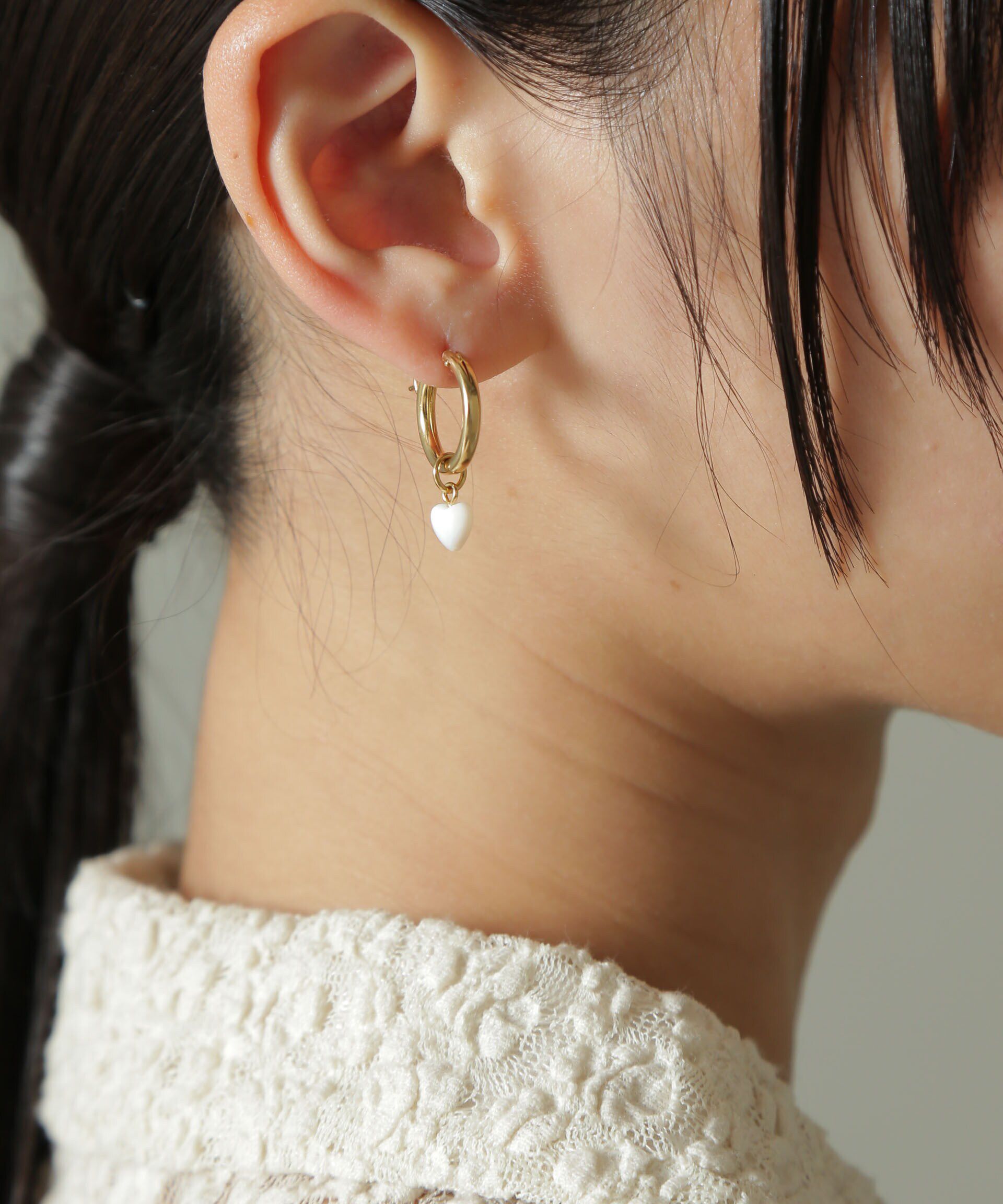 nano･universe「ハートストーンピアス」|ピアス|ホワイト