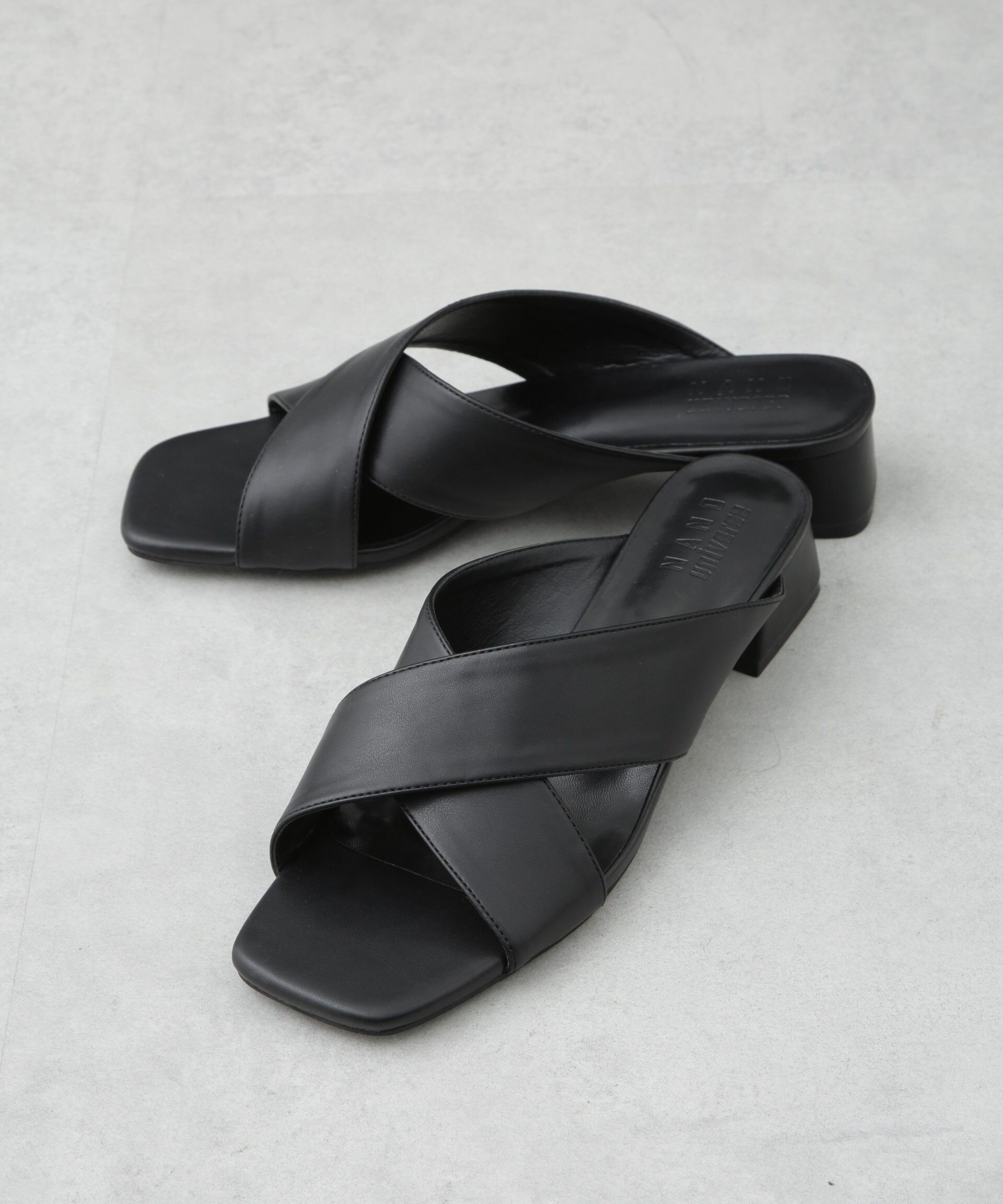 nano･universe「太ヒールクロスデザインサンダル」|サンダル|