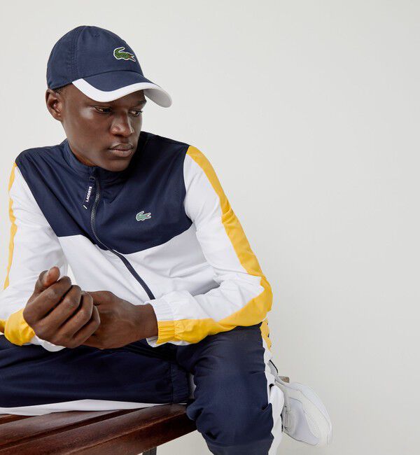 LACOSTE「ワニロゴパッチ6パネルスポーツキャップ」|キャップ・キャスケット|