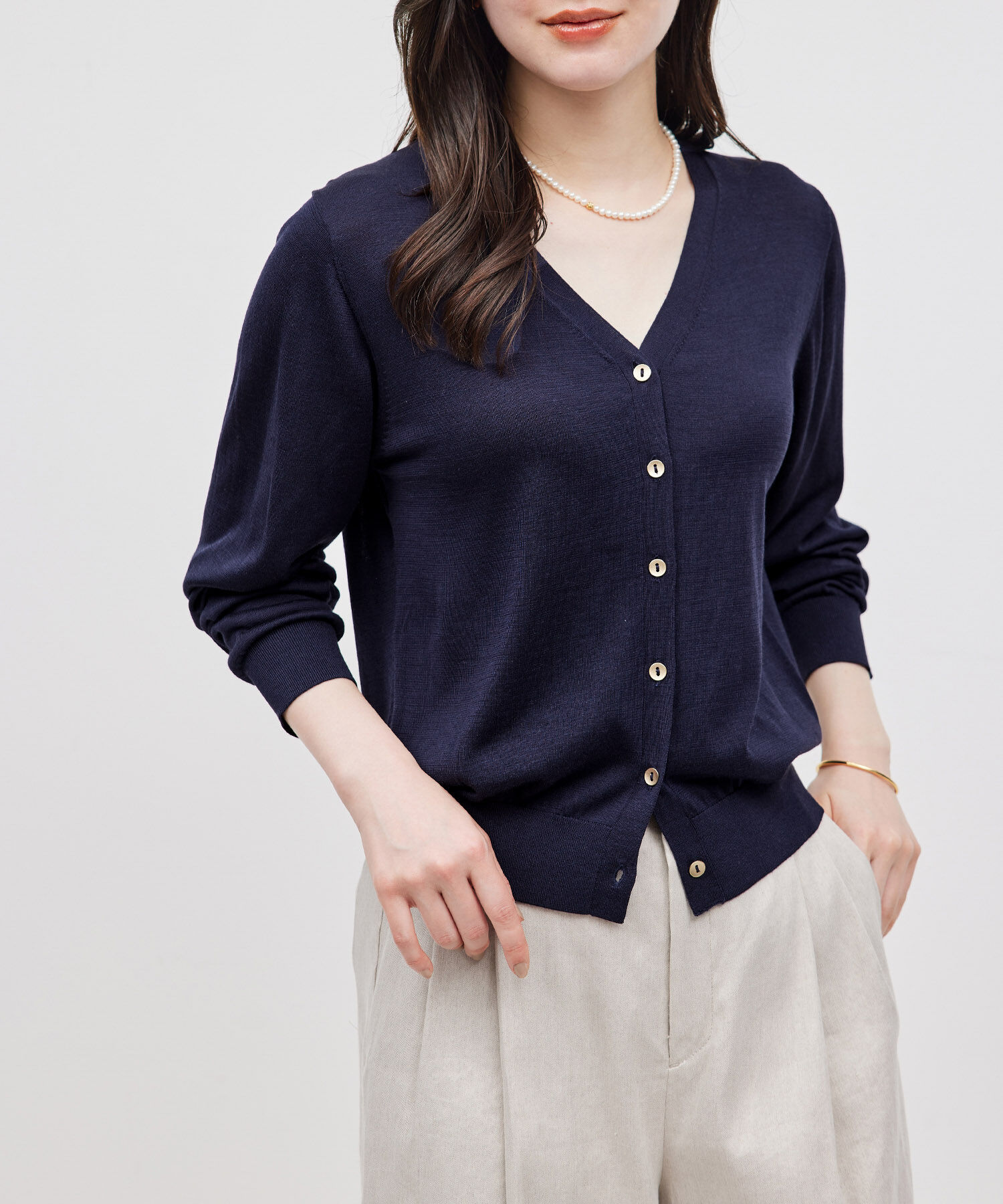 ROPE「【スキンニット】Vネックシルク100％カーディガン」|カーディガン|