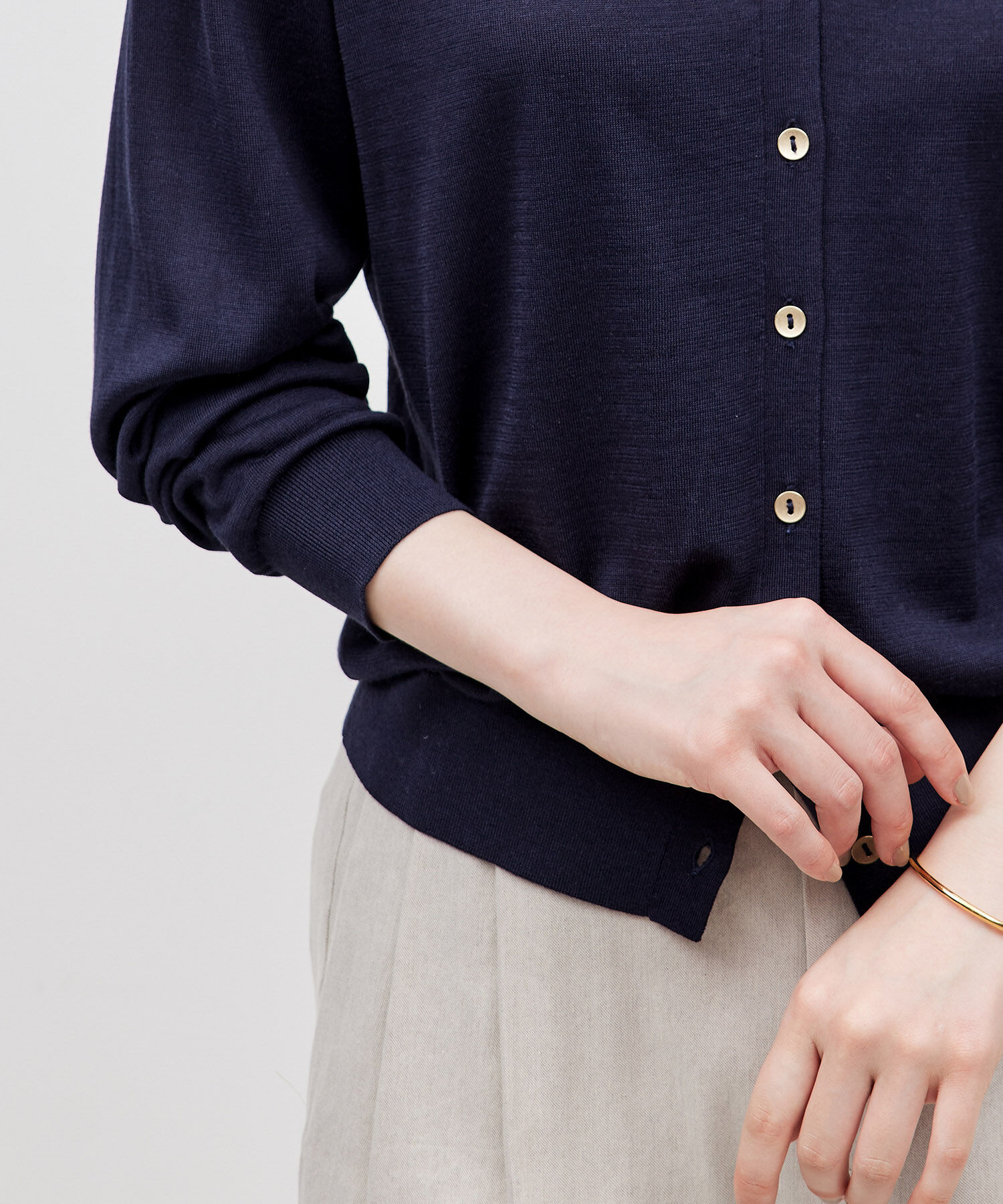 ROPE「【スキンニット】Vネックシルク100％カーディガン」|カーディガン|