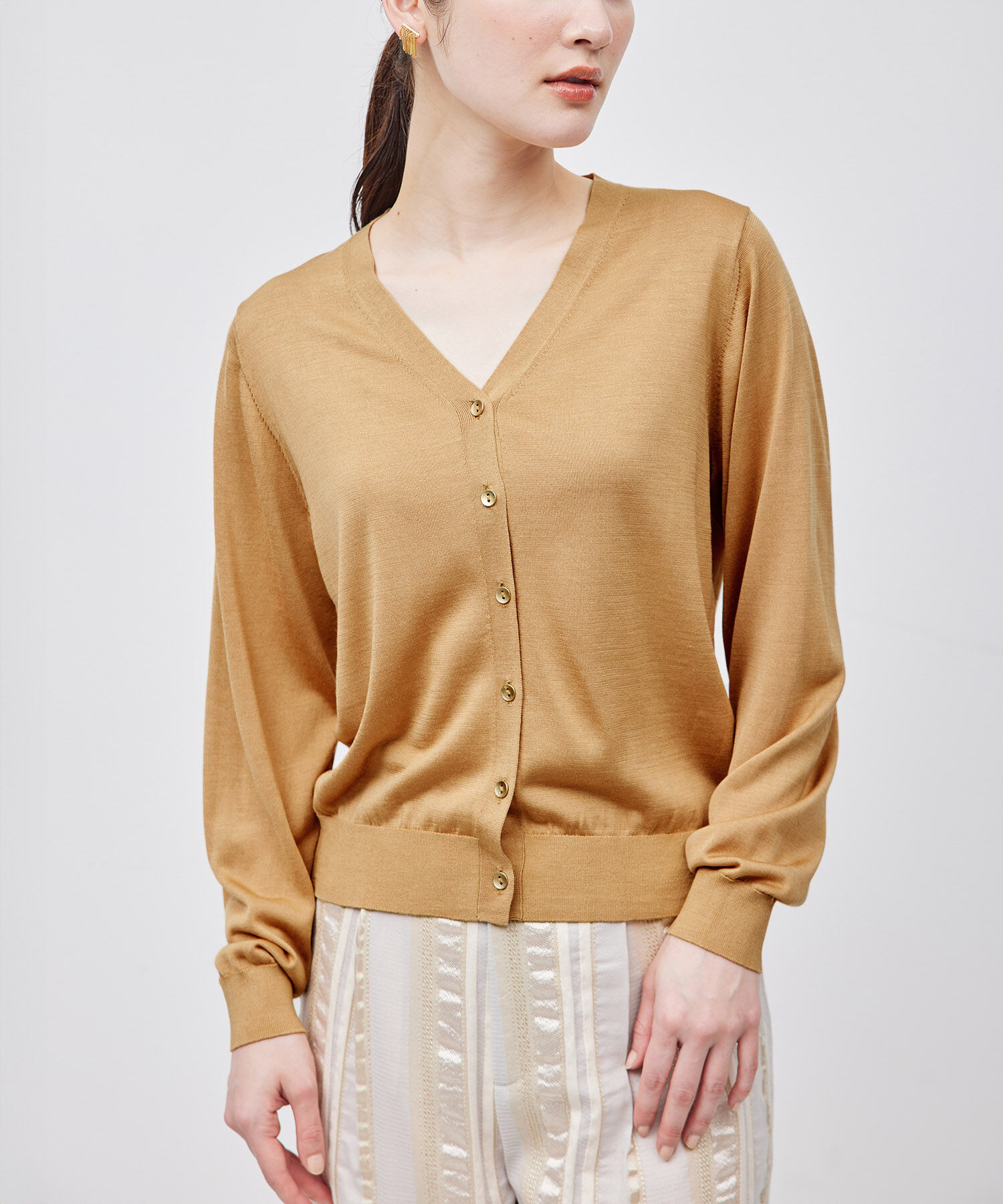 ROPE「【スキンニット】Vネックシルク100％カーディガン」|カーディガン|