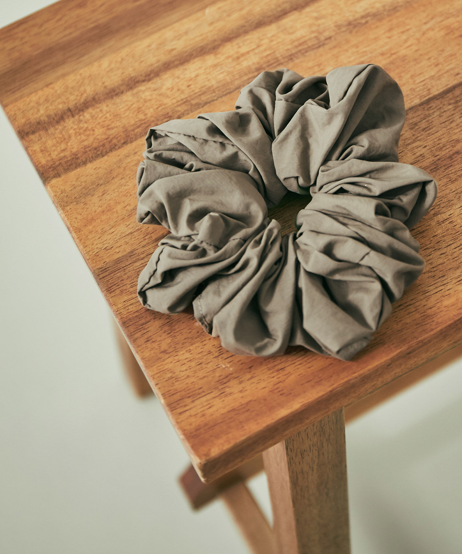 VIS「シワ加工ボリュームシュシュ」|ヘアゴム・シュシュ|