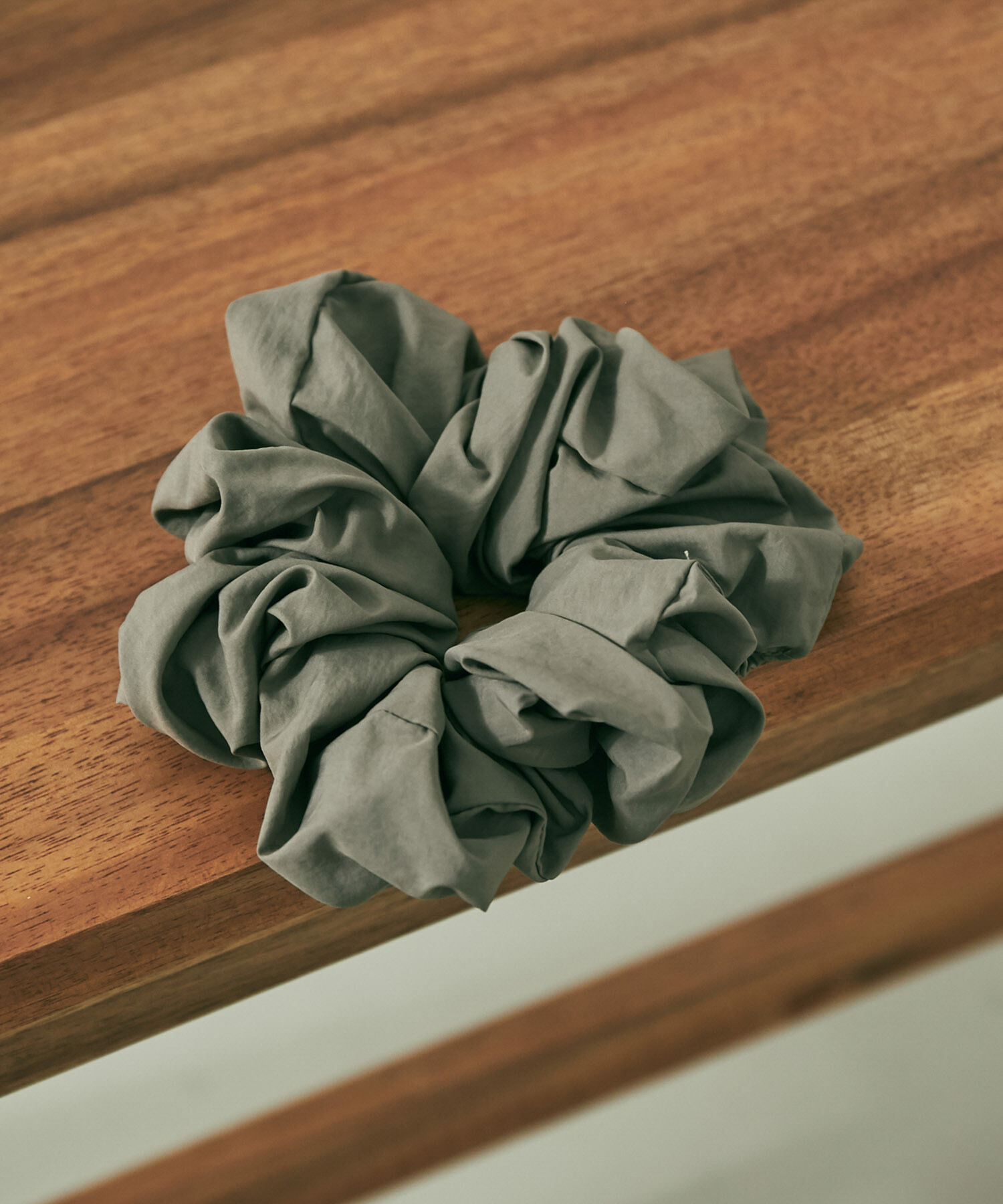 VIS「シワ加工ボリュームシュシュ」|ヘアゴム・シュシュ|