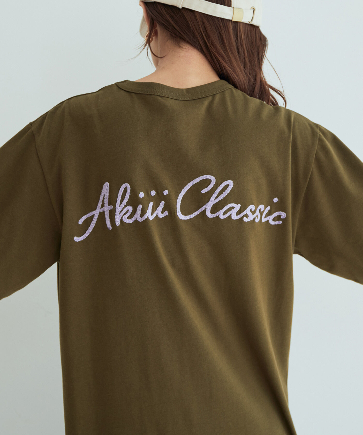 VIS「【AKIIICLASSIC別注】ロゴ刺繍ワンピース」|ワンピース|