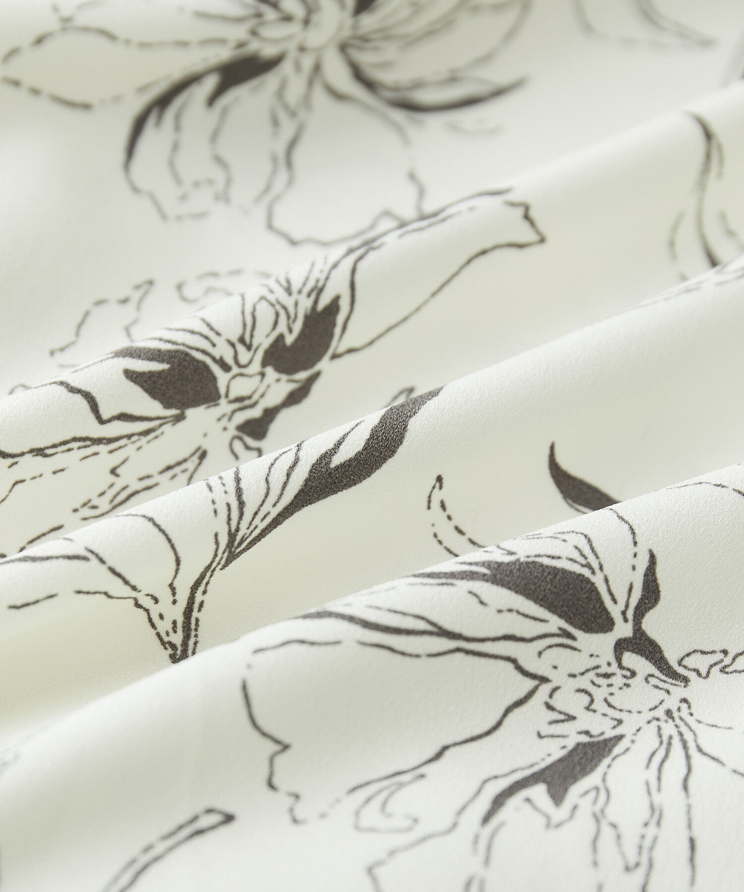 VIS「【選べる着丈・洗える】フロントタック長袖ワンピース【WEB・アウトレット限定】」|ワンピース|