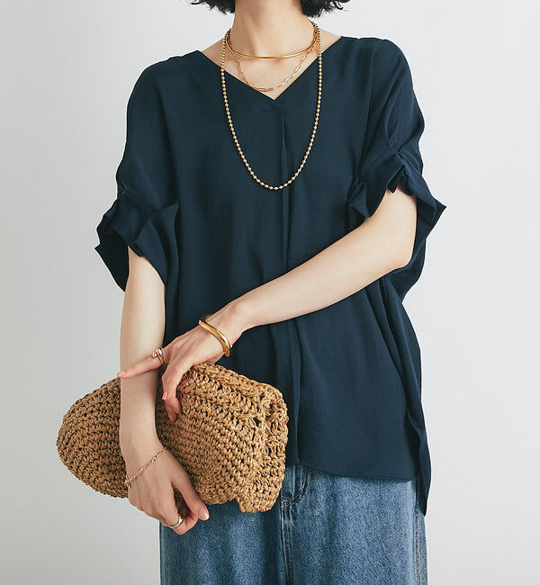  「《１枚で着映え・お手入れ簡単◎》バックデザインワッシャーカルゼブラウス」|シャツ・ブラウス|ネイビー