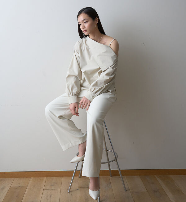 Rouge vif「【一部店舗限定】アシメオフショルブラウス」|シャツ・ブラウス|