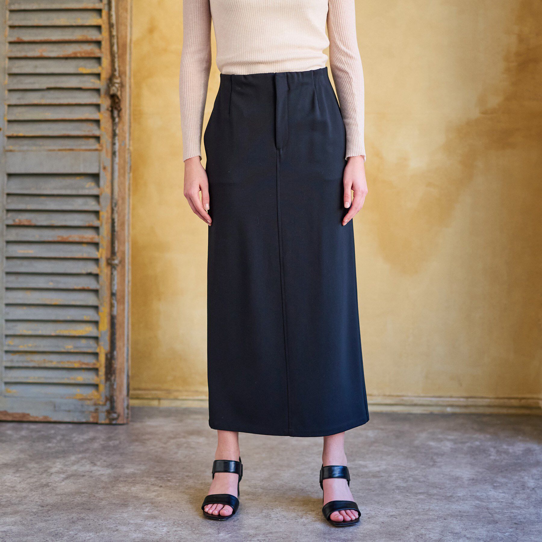 DRESSTERIOR「【大人百花春号掲載　モデル美香さん着用】ストレッチポンチタイトスカート」|スカート|