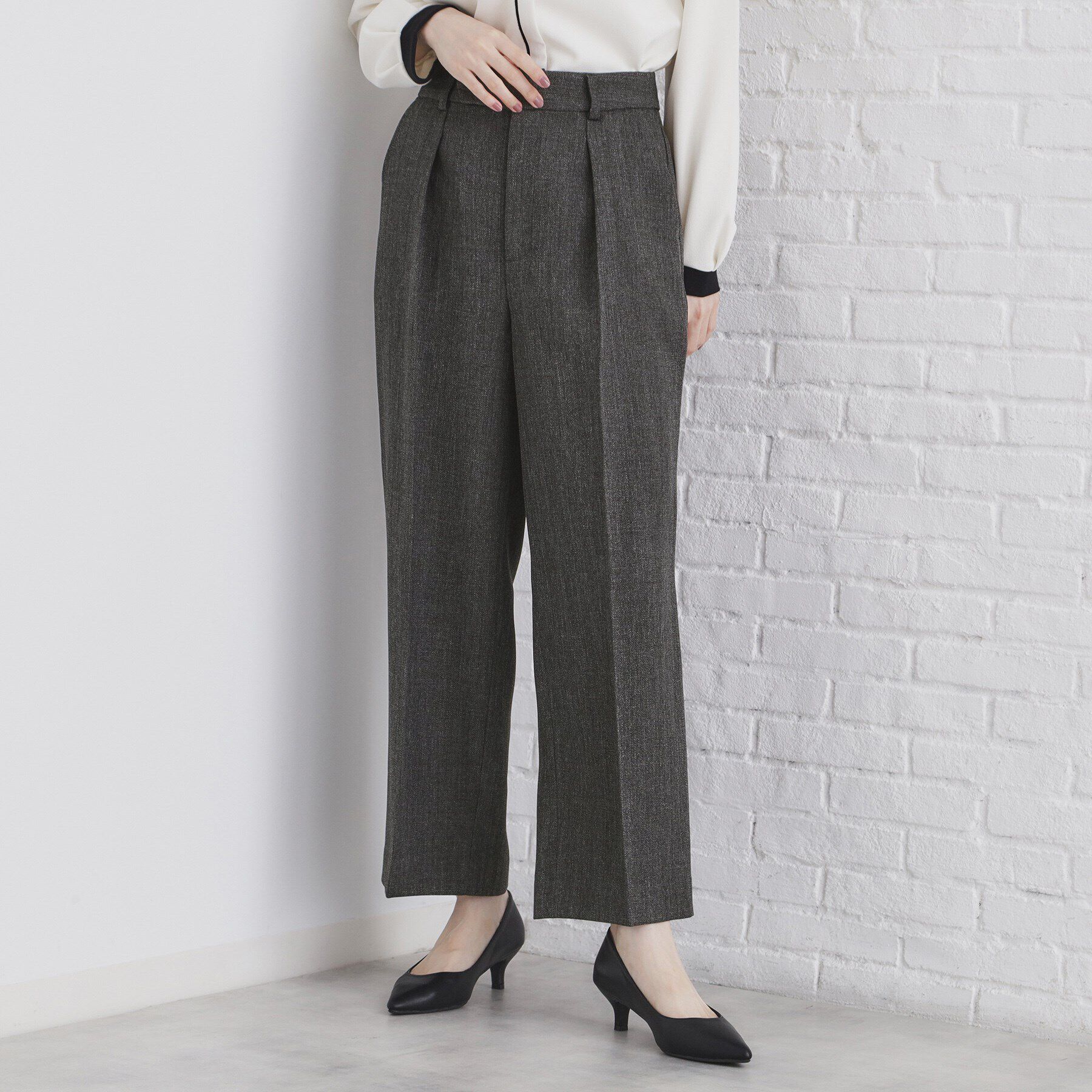 index「《美人百花掲載》ヴィンテージツイードタックワイドパンツ【洗濯機洗い可/防シワ】」|その他|チャコールグレー(0