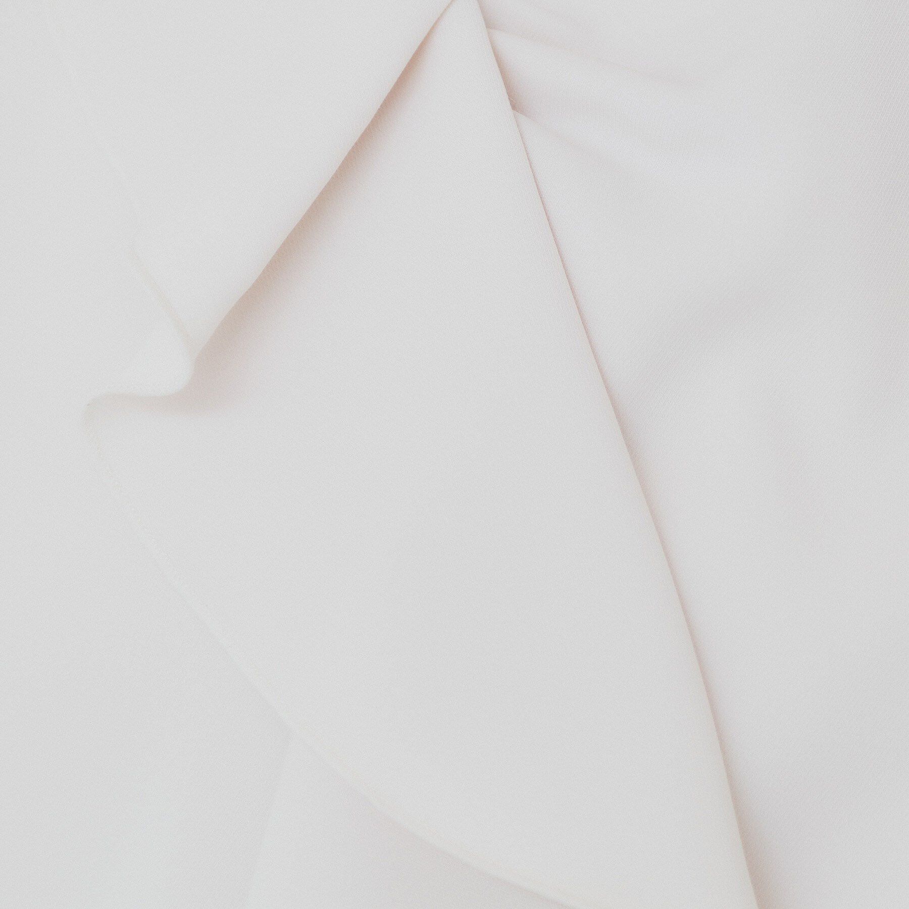 index「アシメフリルパール調ブラウス【洗濯機洗い可/イージーアイロン】」|シャツ・ブラウス|