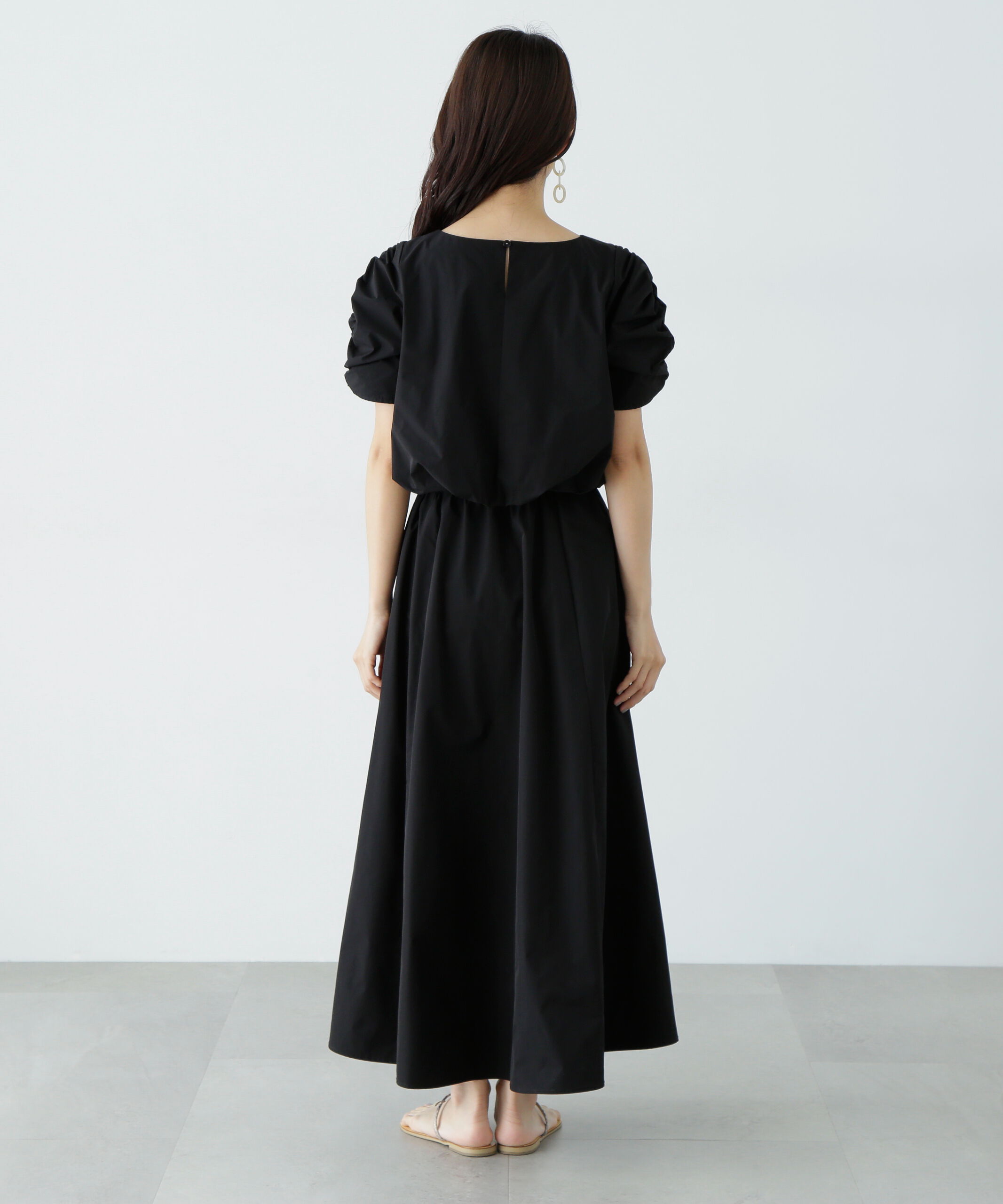  「シャーリングスリーブブラウス&times;スカートセット」|ワンピース|