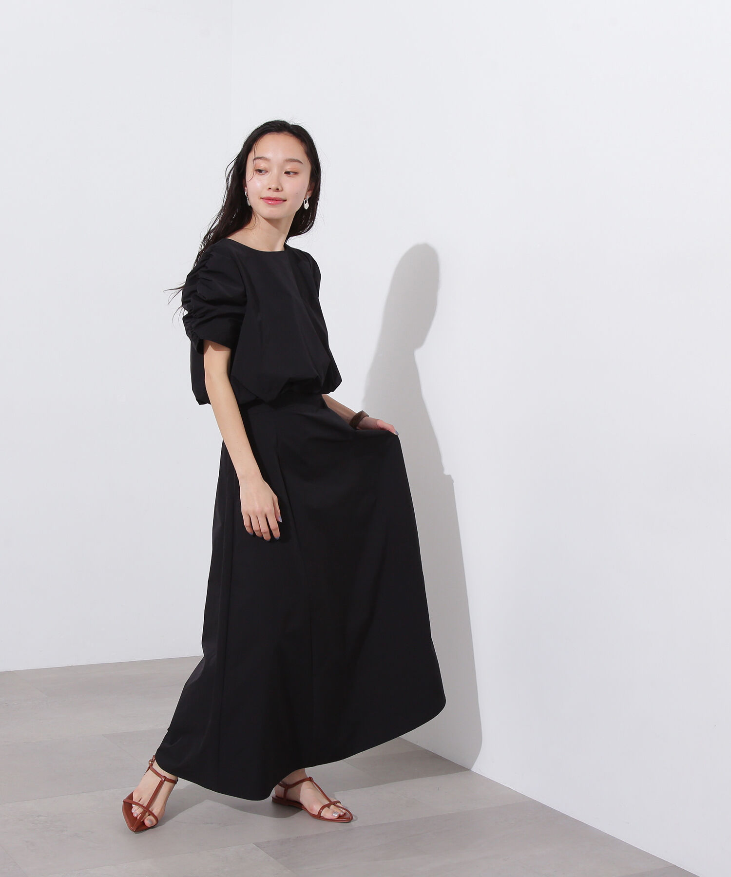  「シャーリングスリーブブラウス&times;スカートセット」|ワンピース|