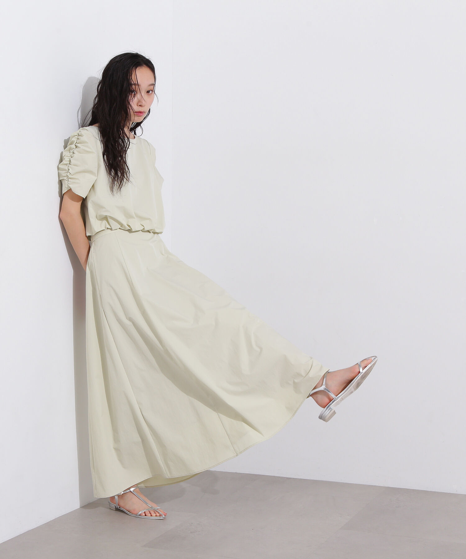  「シャーリングスリーブブラウス&times;スカートセット」|ワンピース|