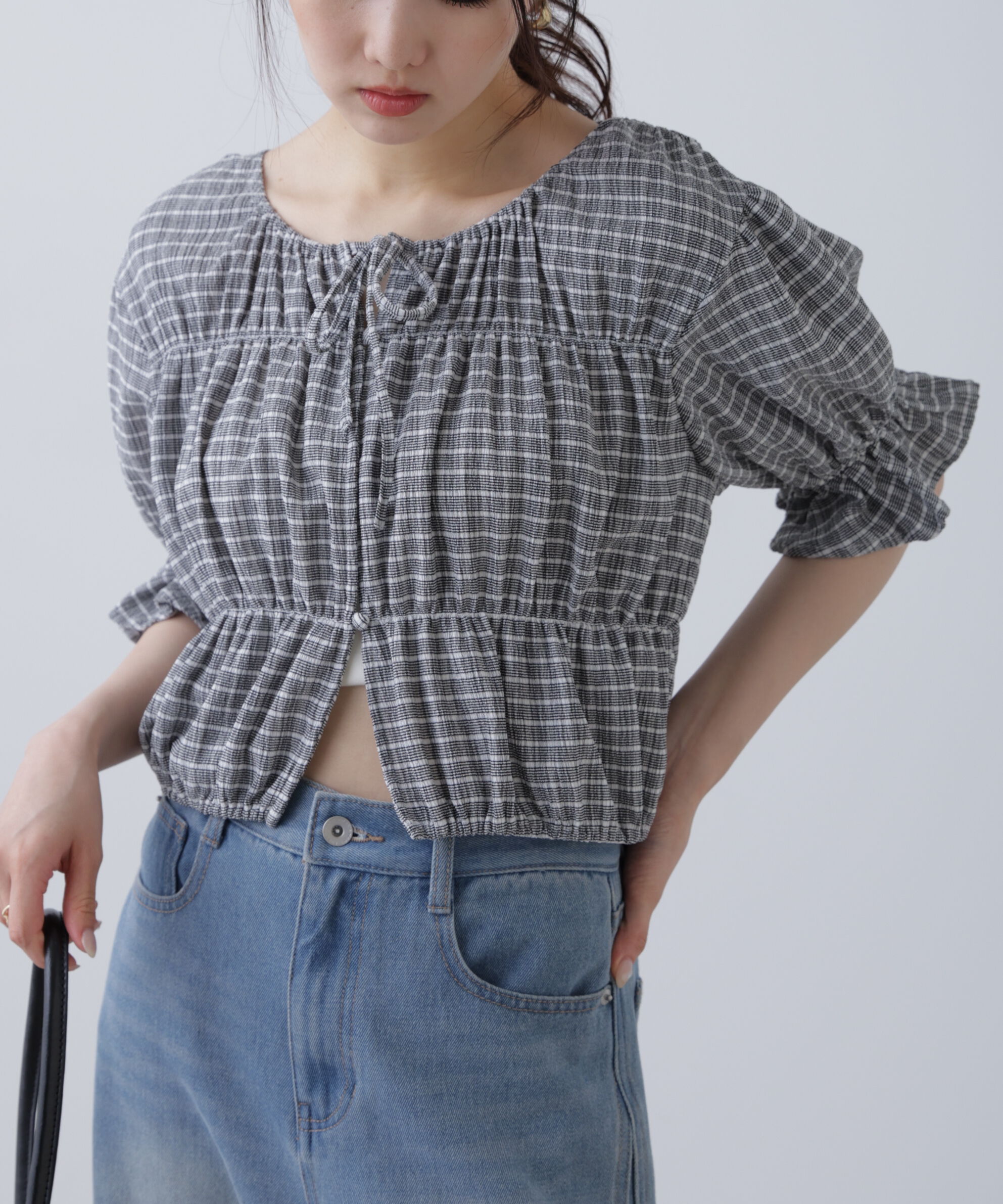  「シアーギャザー前開き短丈半袖ブラウス」|シャツ・ブラウス|ブラック