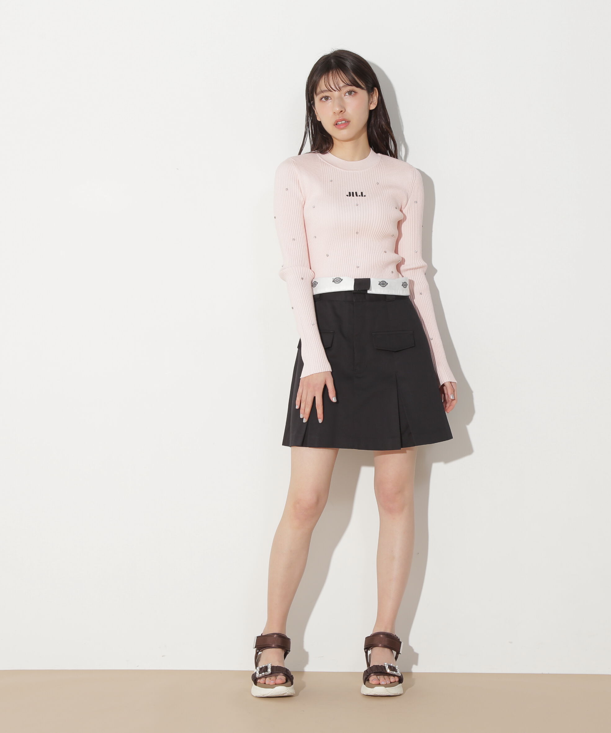  「ビジューコンパクトロゴニット」|ニット・セーター|