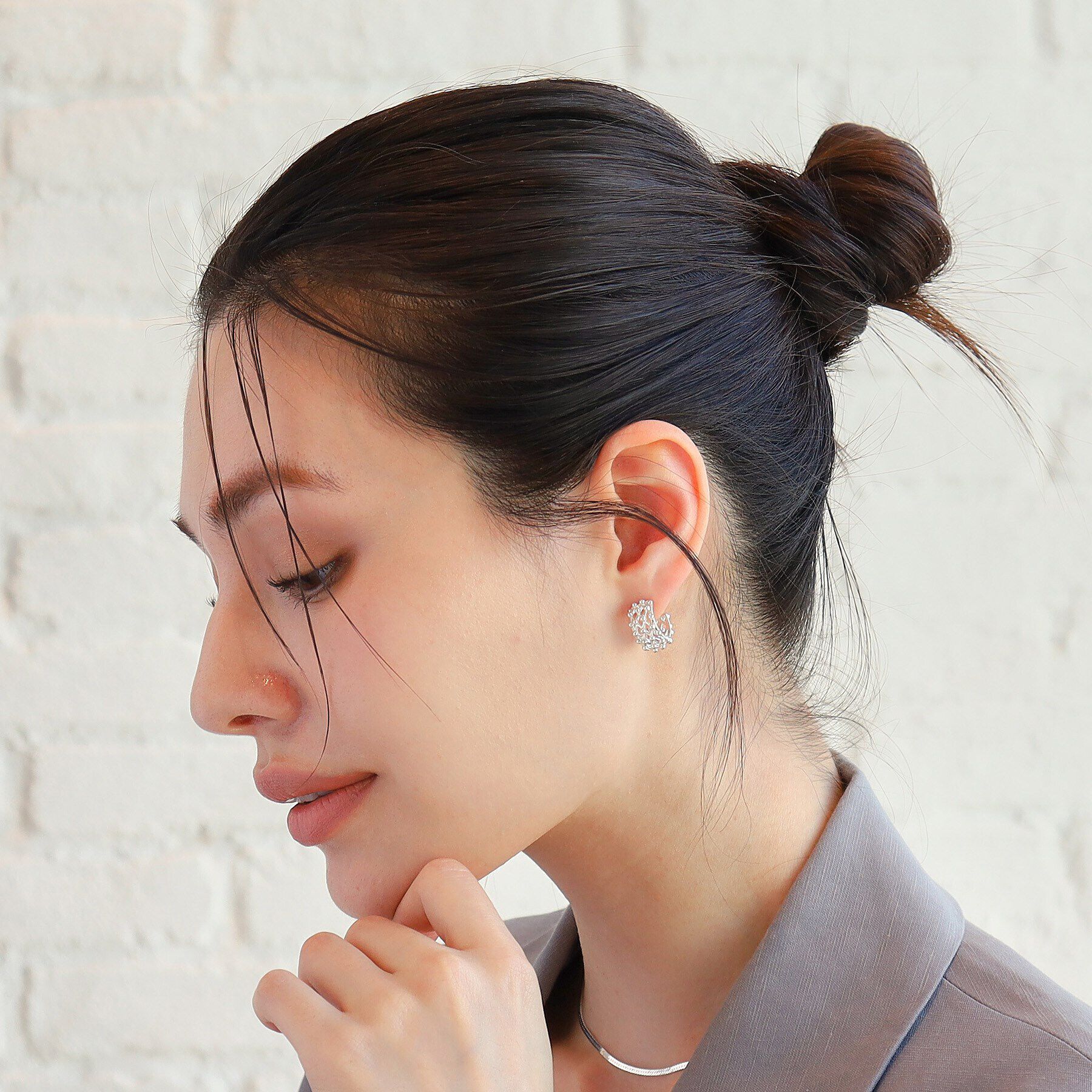 COCOSHNIK ONKITSCH「シルバー スモールフープ ボールメッシュ ピアス」|ピアス|