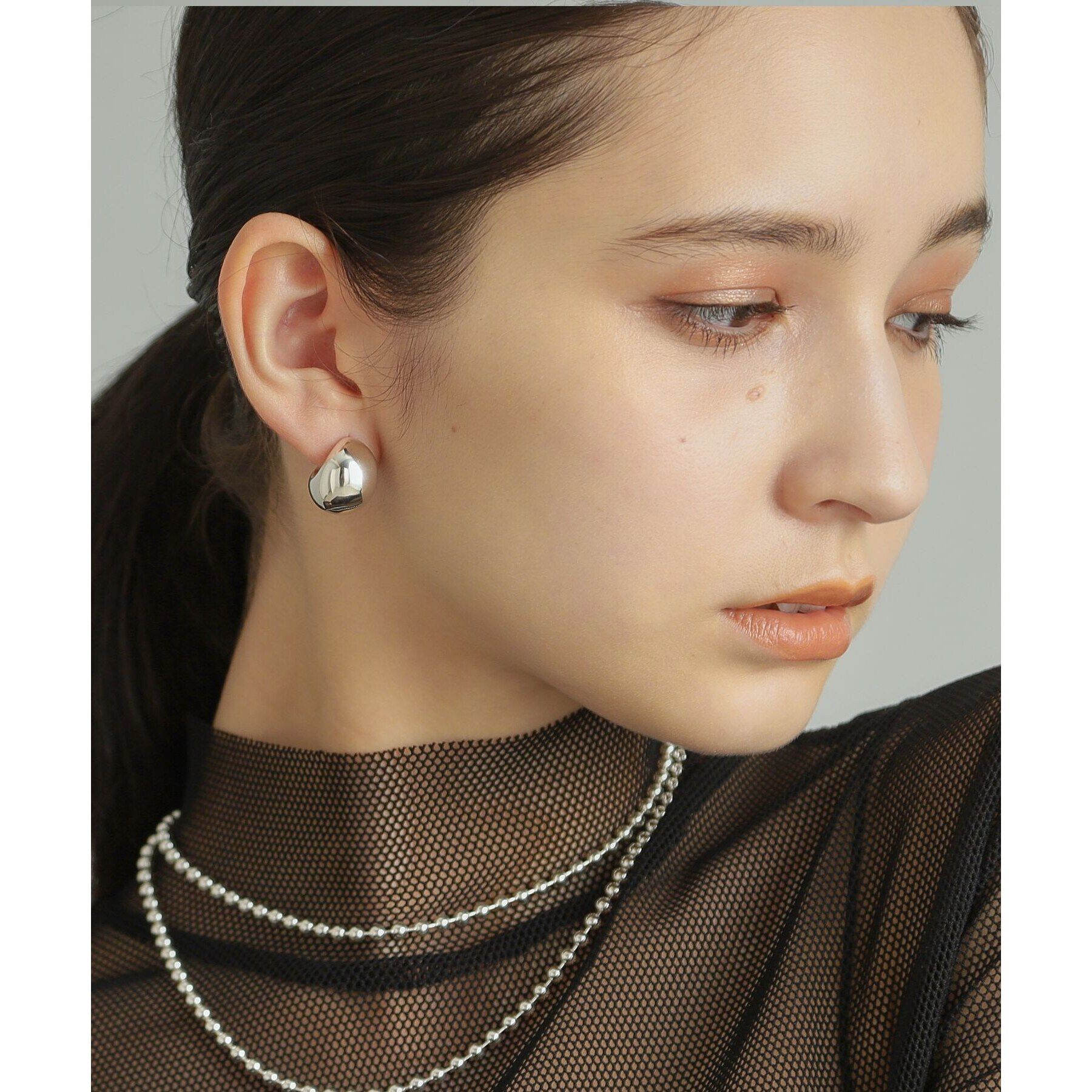 COCOSHNIK ONKITSCH「シルバー ホロウフープピアス ペアシェイプM」|ピアス|