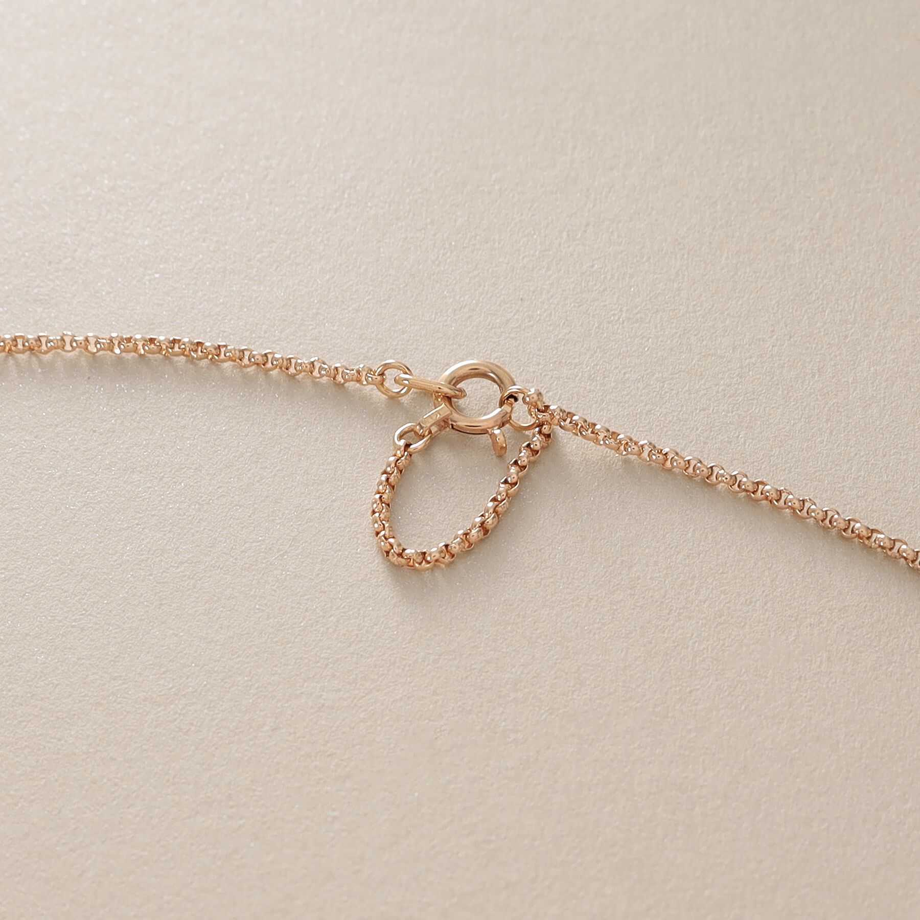 COCOSHNIK「K10ダイヤモンド マンテルモチーフ ネックレス」|ネックレス|