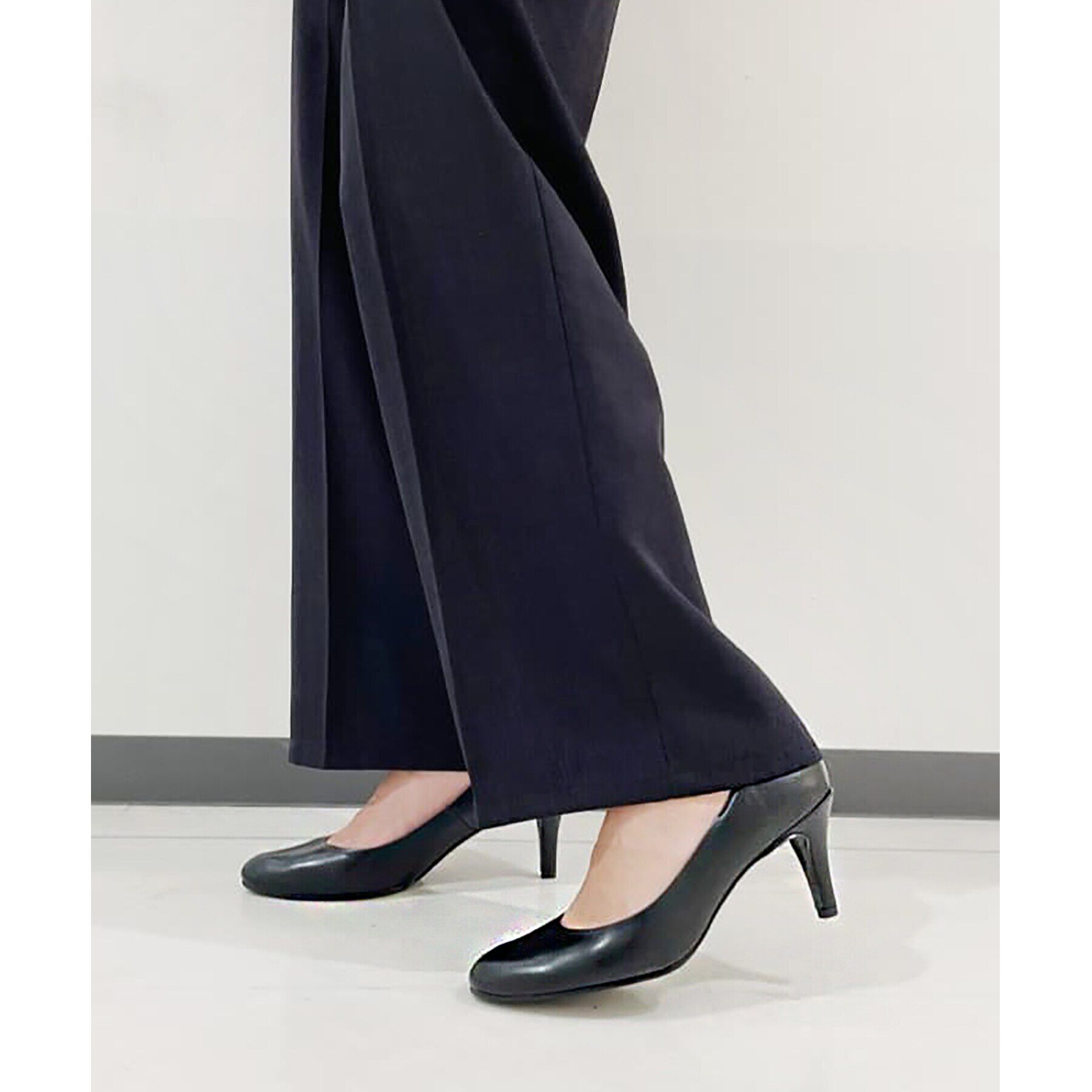 ESPERANZA「ラウンドトゥパンプスEveryDay＜約7cmヒール＞ レイン対応」|パンプス|