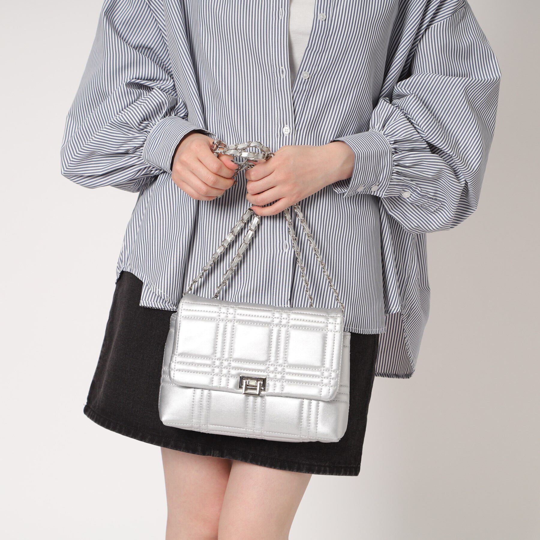 Ober Tashe「チェーンショルダーバッグ」|ショルダー・メッセンジャー|