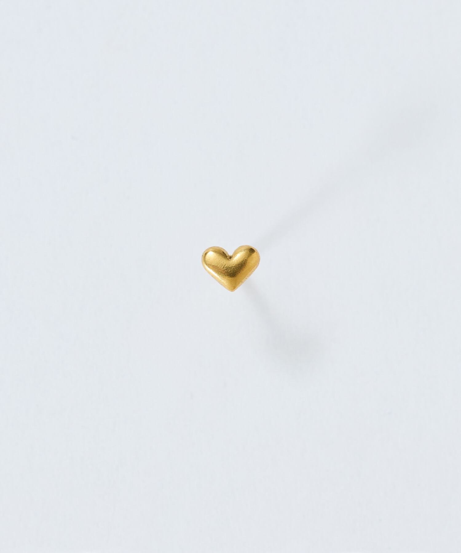 Phoebe「【金属アレルギー対応】タイニーハートピアス(片耳)　ゴールド/サージカルステンレス」|ピアス|
