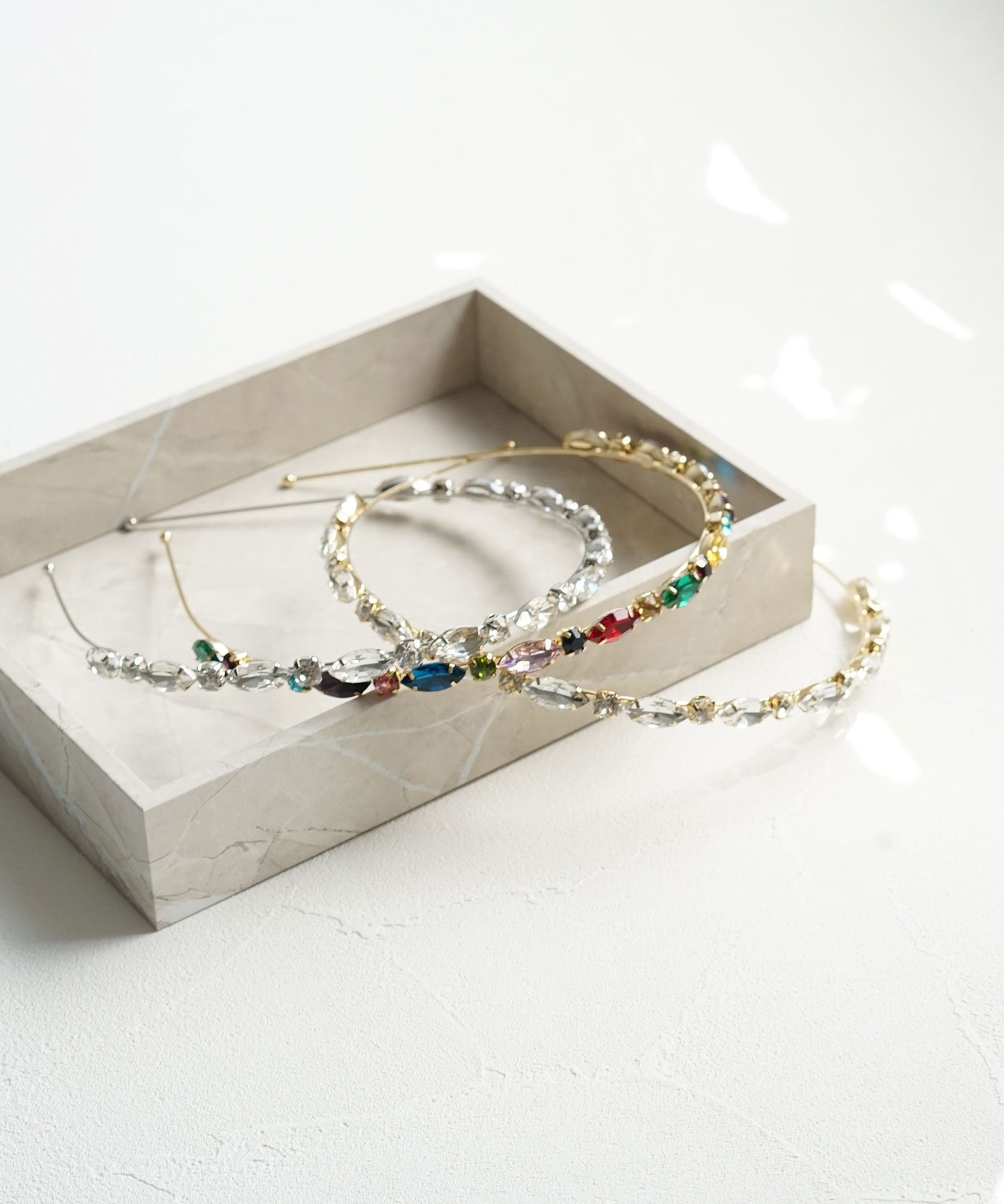 BACKYARD FAMILY「Rora カチューシャ キッズ 通販 ルビー 髪飾り 髪留め 髪どめ ヘアアクセサリー ヘアバンド」|その他|