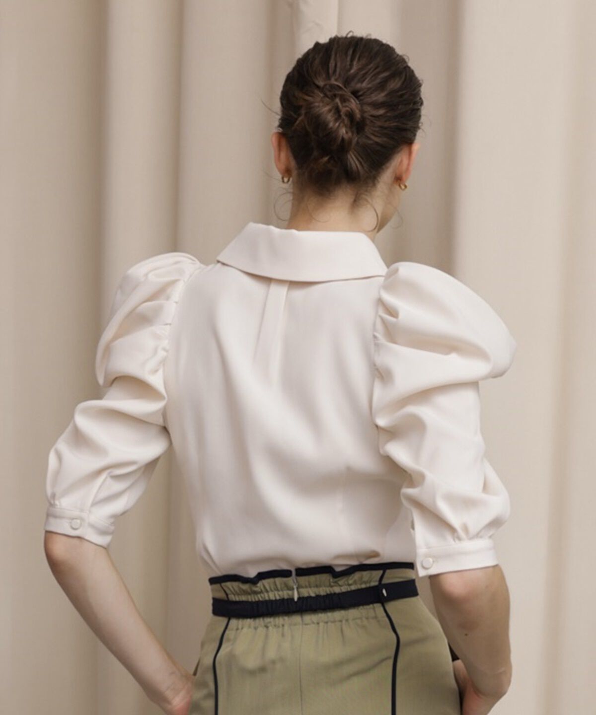 REDYAZEL「パワーショルダー襟付きブラウス」|シャツ・ブラウス|