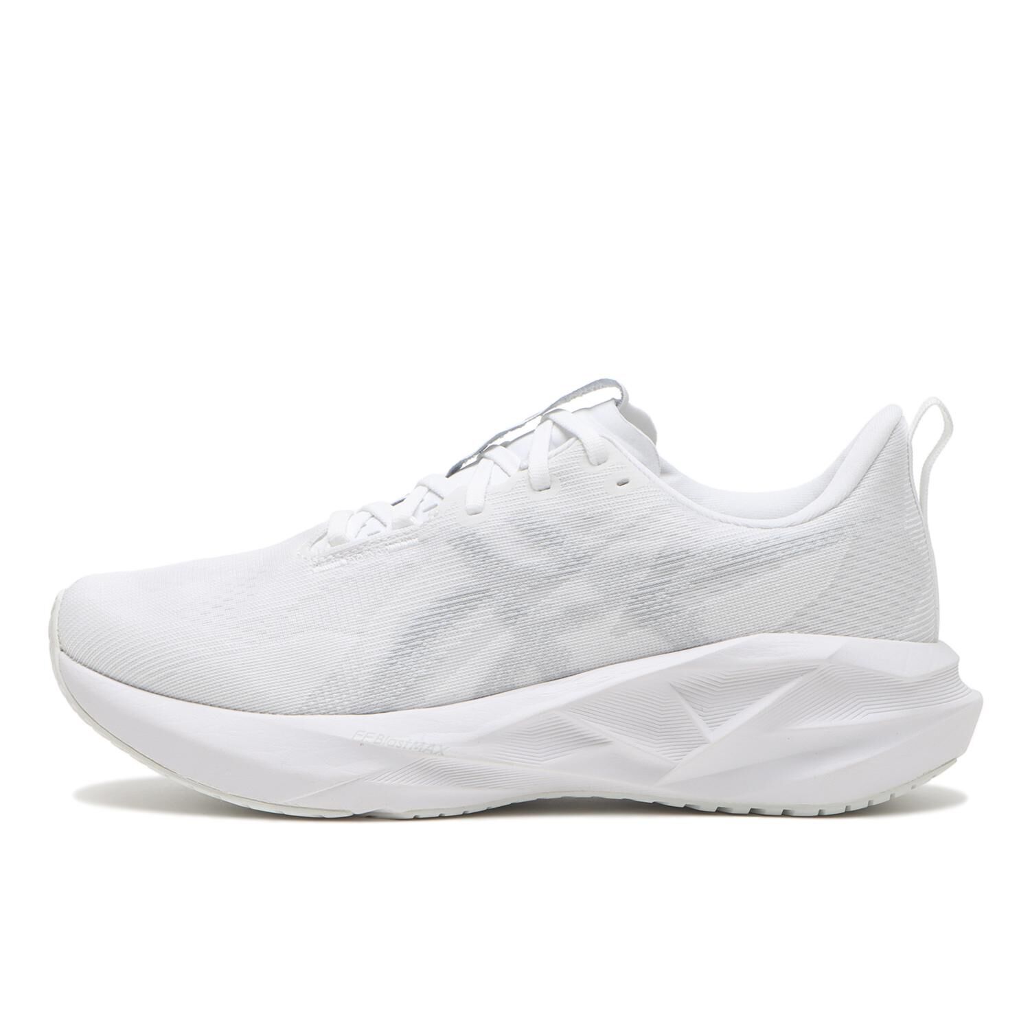 asics「【ASICS】NOVABLAST 5」|スニーカー|ホワイト