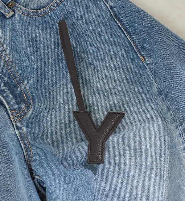 SHIPS for women「《予約》George Cinq:イニシャル チャーム（ブラック） 」|チャーム・キーホルダー|Y