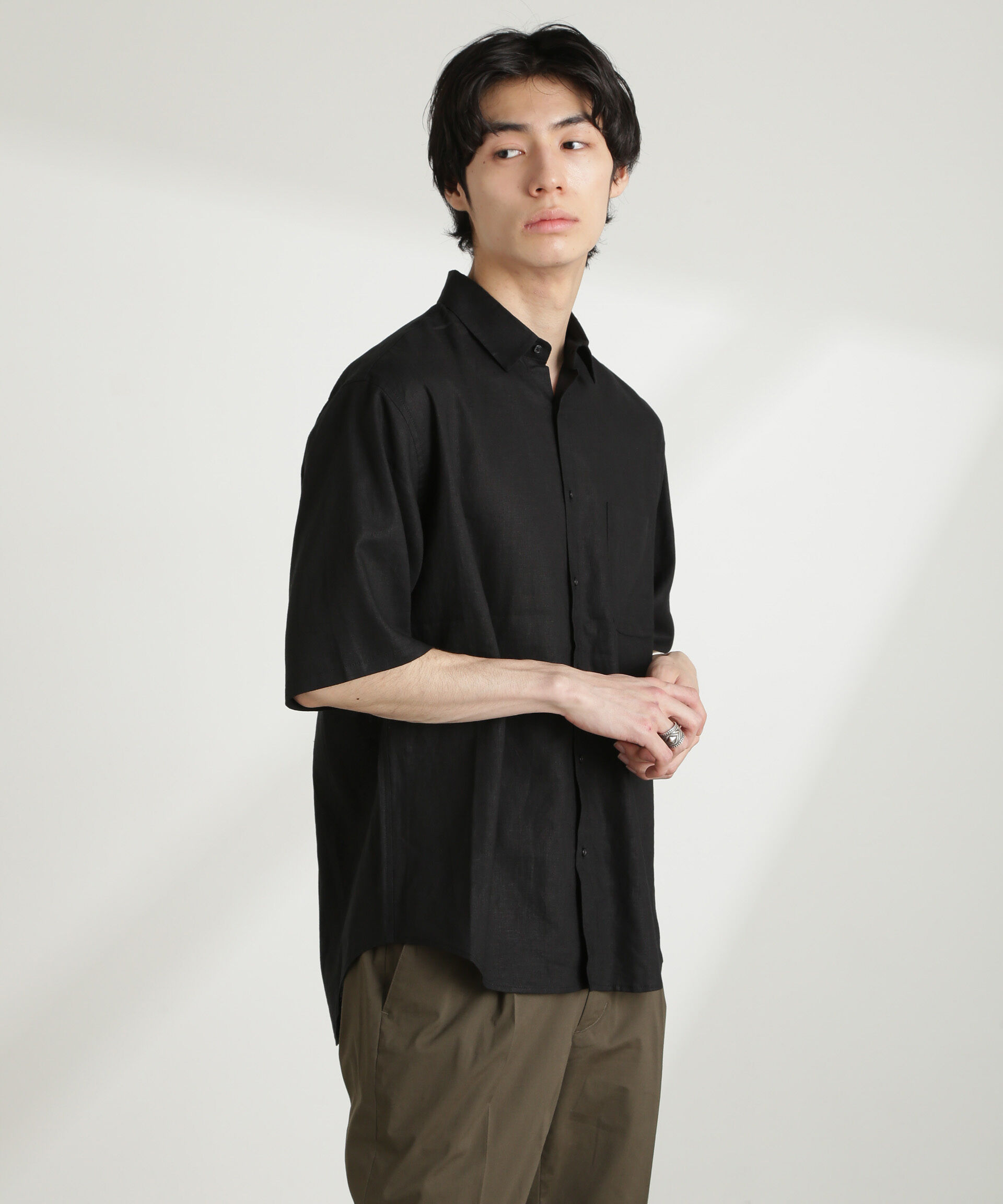 nano･universe「アンチスメルリネン レギュラーカラー 半袖」|シャツ・ブラウス|