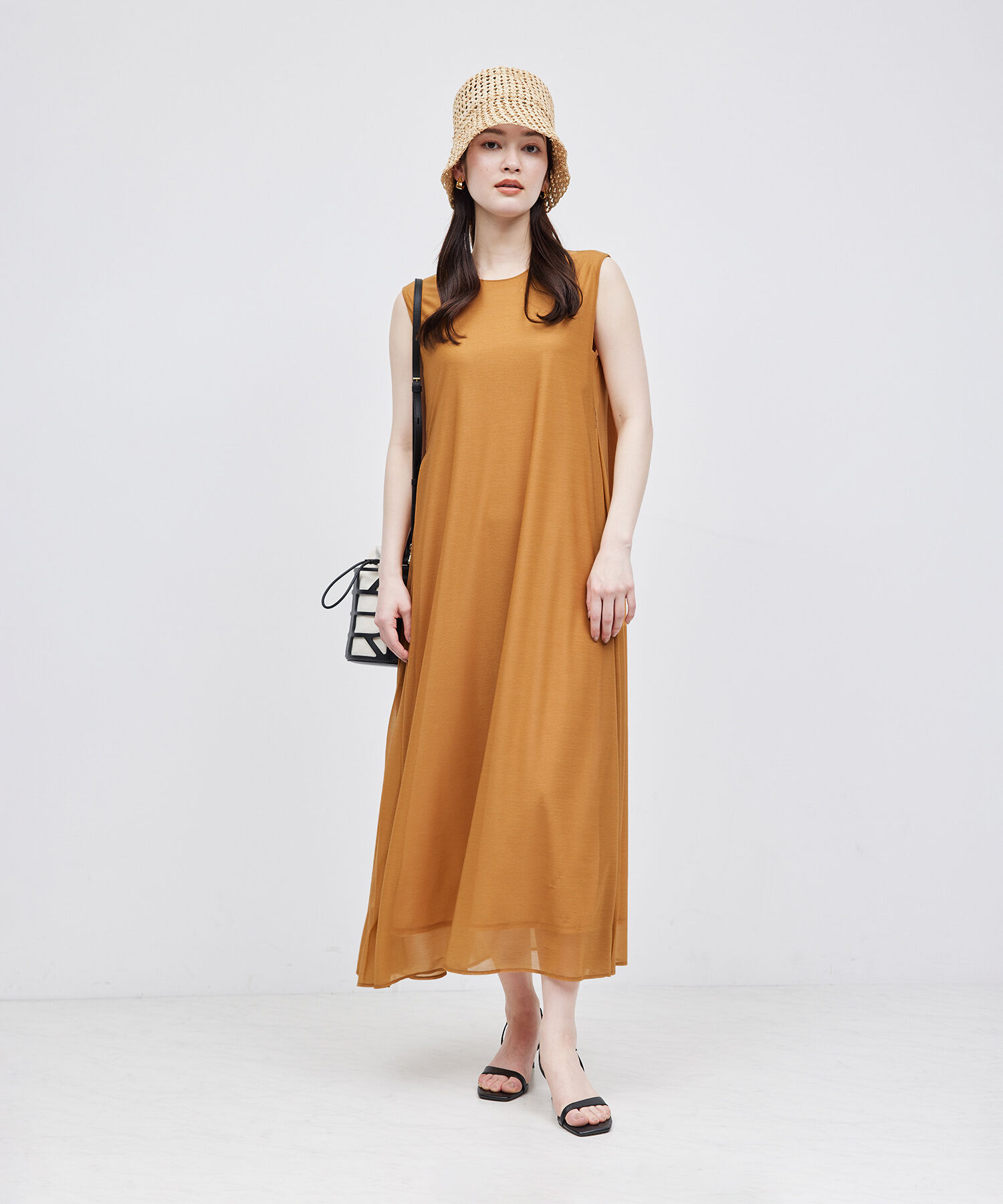 ROPE「【新色追加】エスパンディサイドプリーツワンピース【WEB限定/一部店舗限定】【メディア掲載】」|ワンピース|