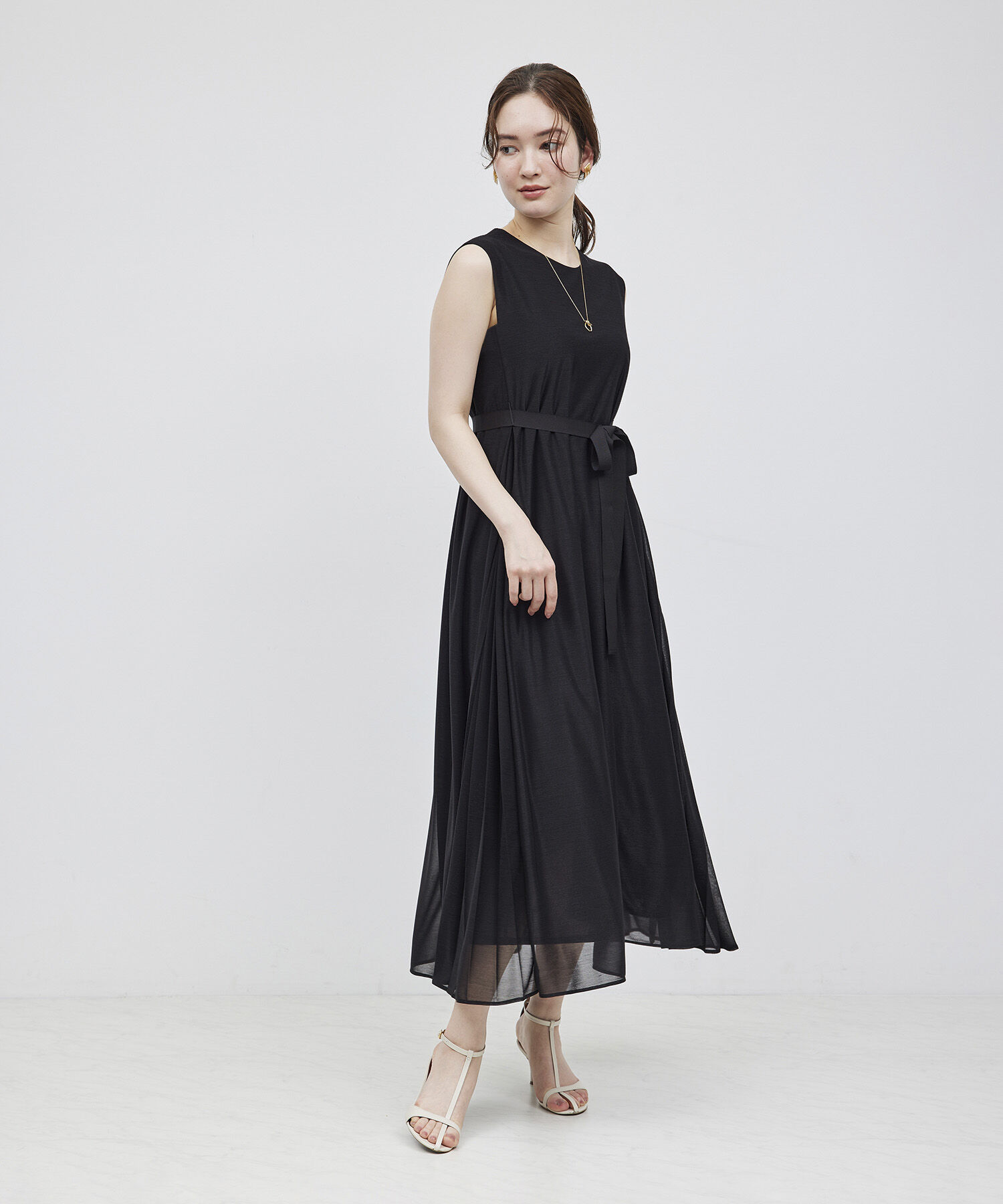 ROPE「【新色追加】エスパンディサイドプリーツワンピース【WEB限定/一部店舗限定】【メディア掲載】」|ワンピース|