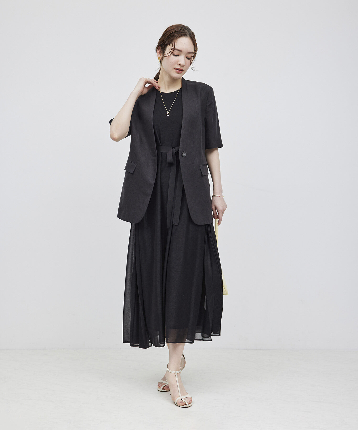 ROPE「【新色追加】エスパンディサイドプリーツワンピース【WEB限定/一部店舗限定】【メディア掲載】」|ワンピース|