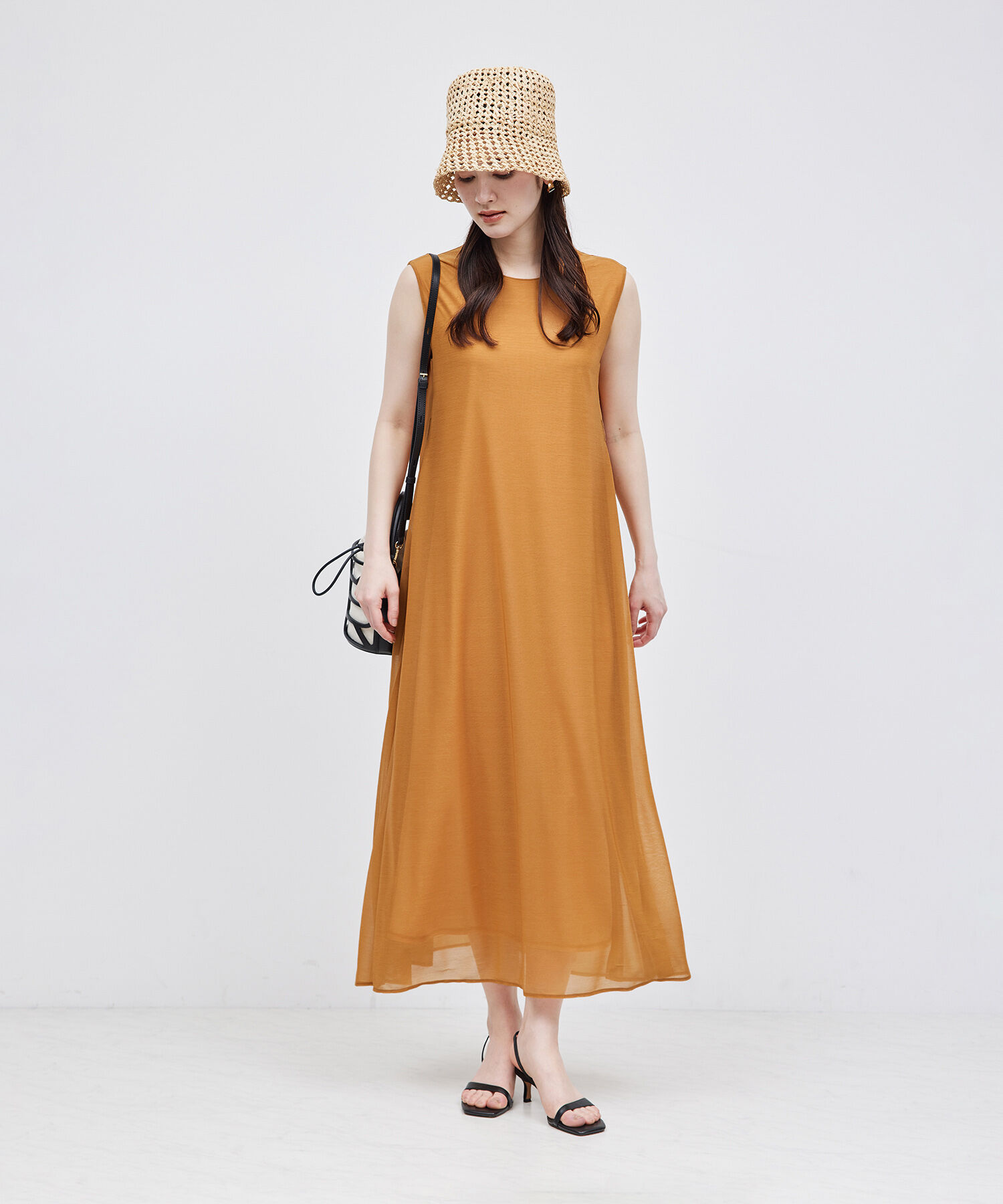 ROPE「【新色追加】エスパンディサイドプリーツワンピース【WEB限定/一部店舗限定】【メディア掲載】」|ワンピース|