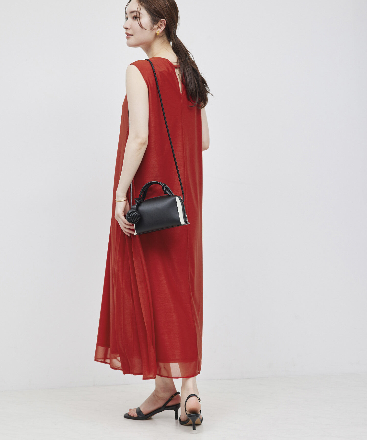 ROPE「【新色追加】エスパンディサイドプリーツワンピース【WEB限定/一部店舗限定】【メディア掲載】」|ワンピース|レッド系(61)