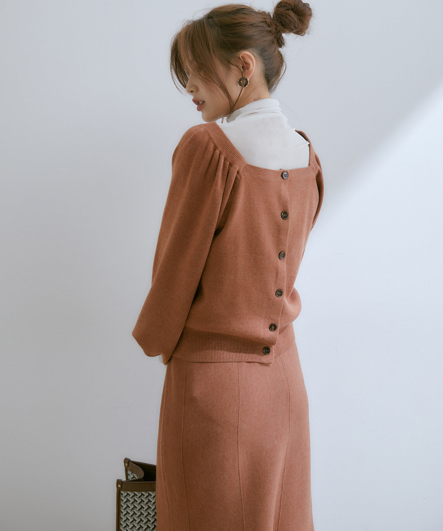 vis-a-vis「【WEB限定】前後2WAYスクエアネックニット【セットアップ対応】」|ニット・セーター|